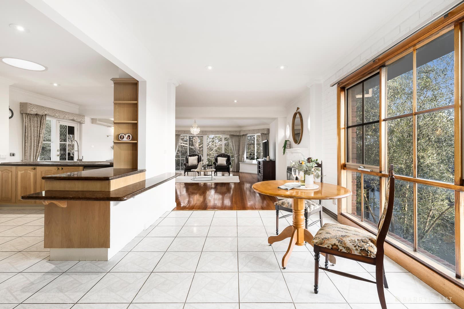 10 Guildford Drive, Doncaster East - Thumbnail 6