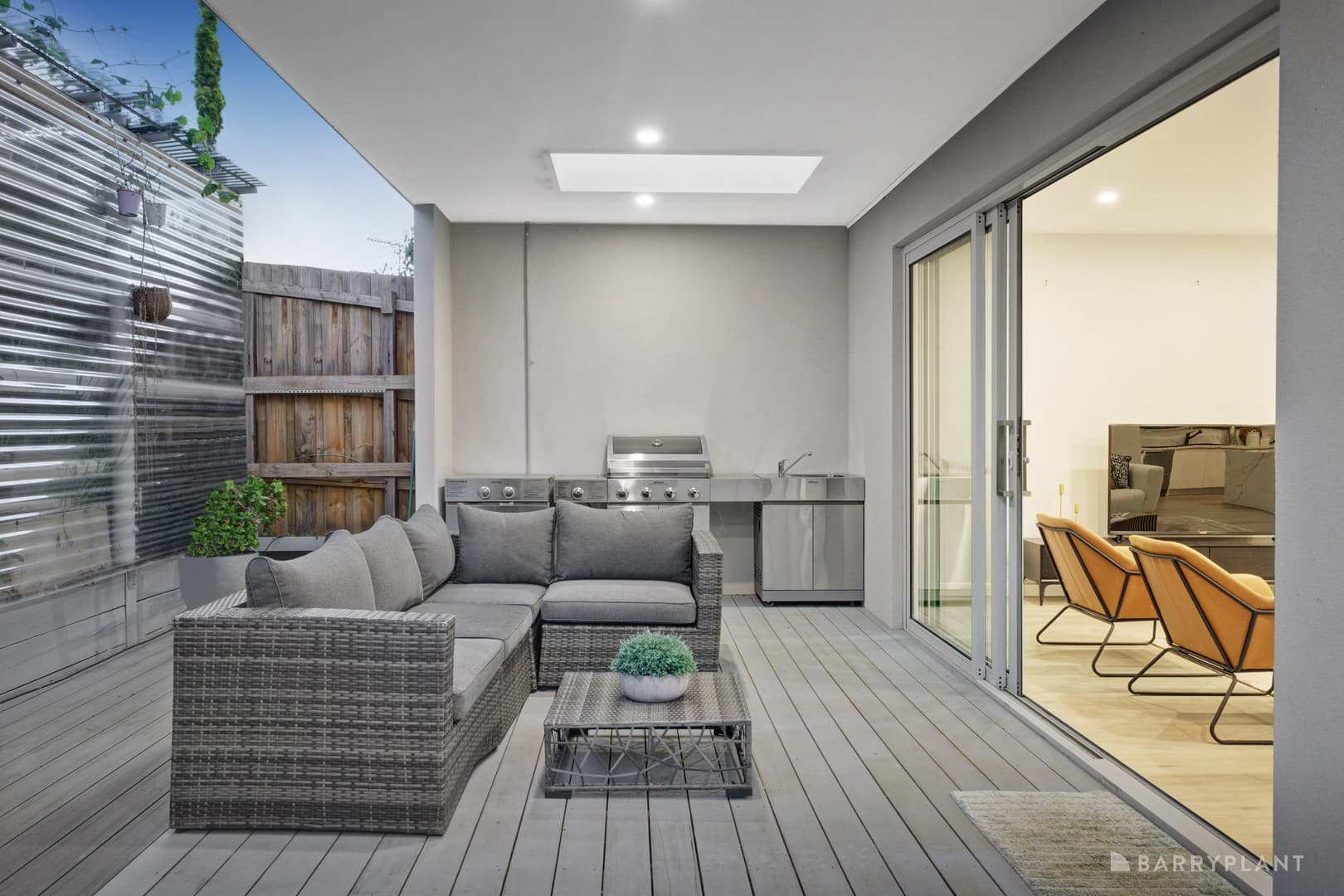 12A Rosamond Crescent, Doncaster East - Thumbnail 6