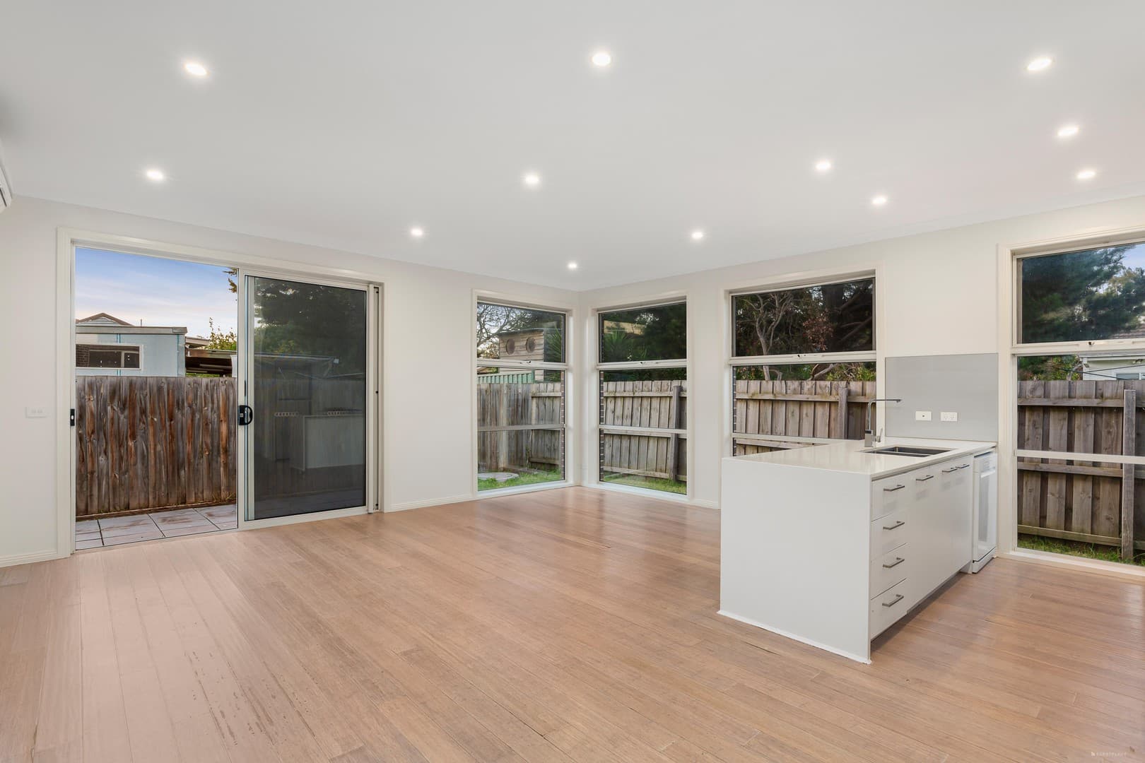 8/51 Morotai Parade, Heidelberg West, VIC 3081, Heidelberg West - Thumbnail 3