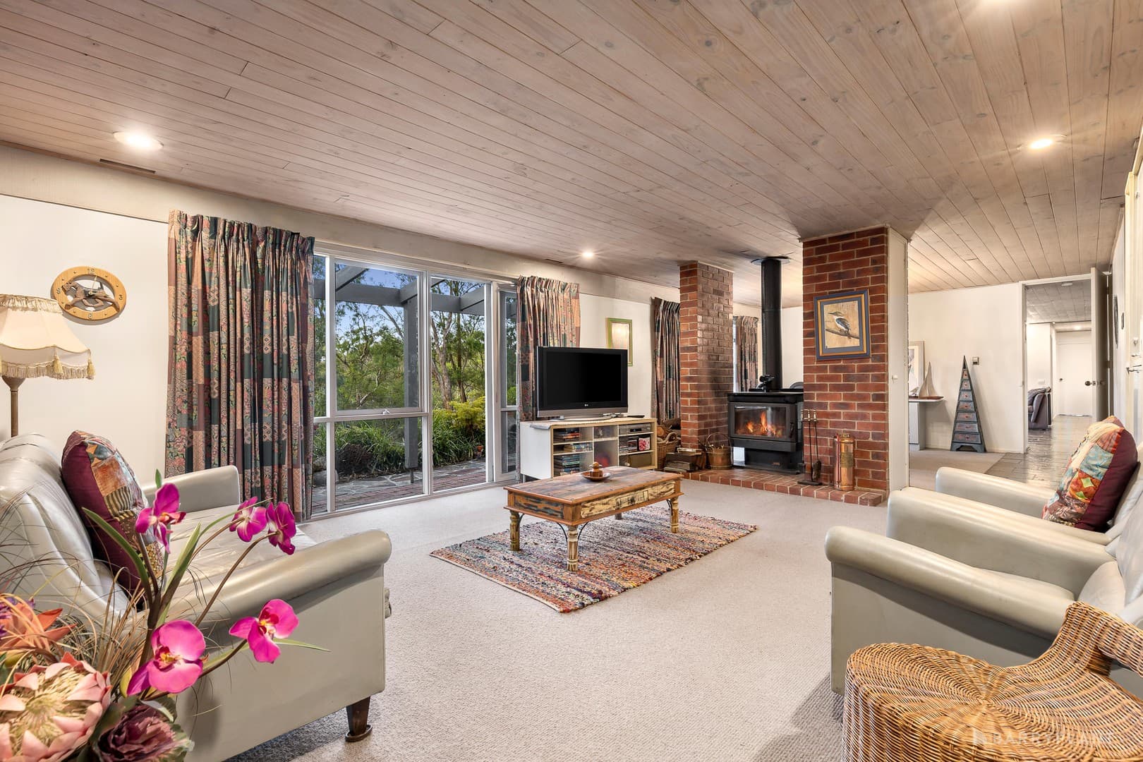 2 Utrecht Court, Donvale, VIC 3111, Donvale - Thumbnail 2
