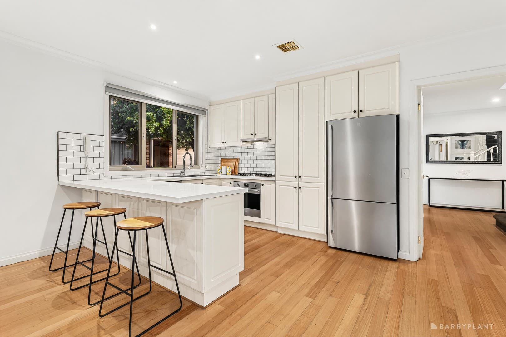 2/1 Warringal Street, Bulleen, VIC 3105, Bulleen - Thumbnail 3