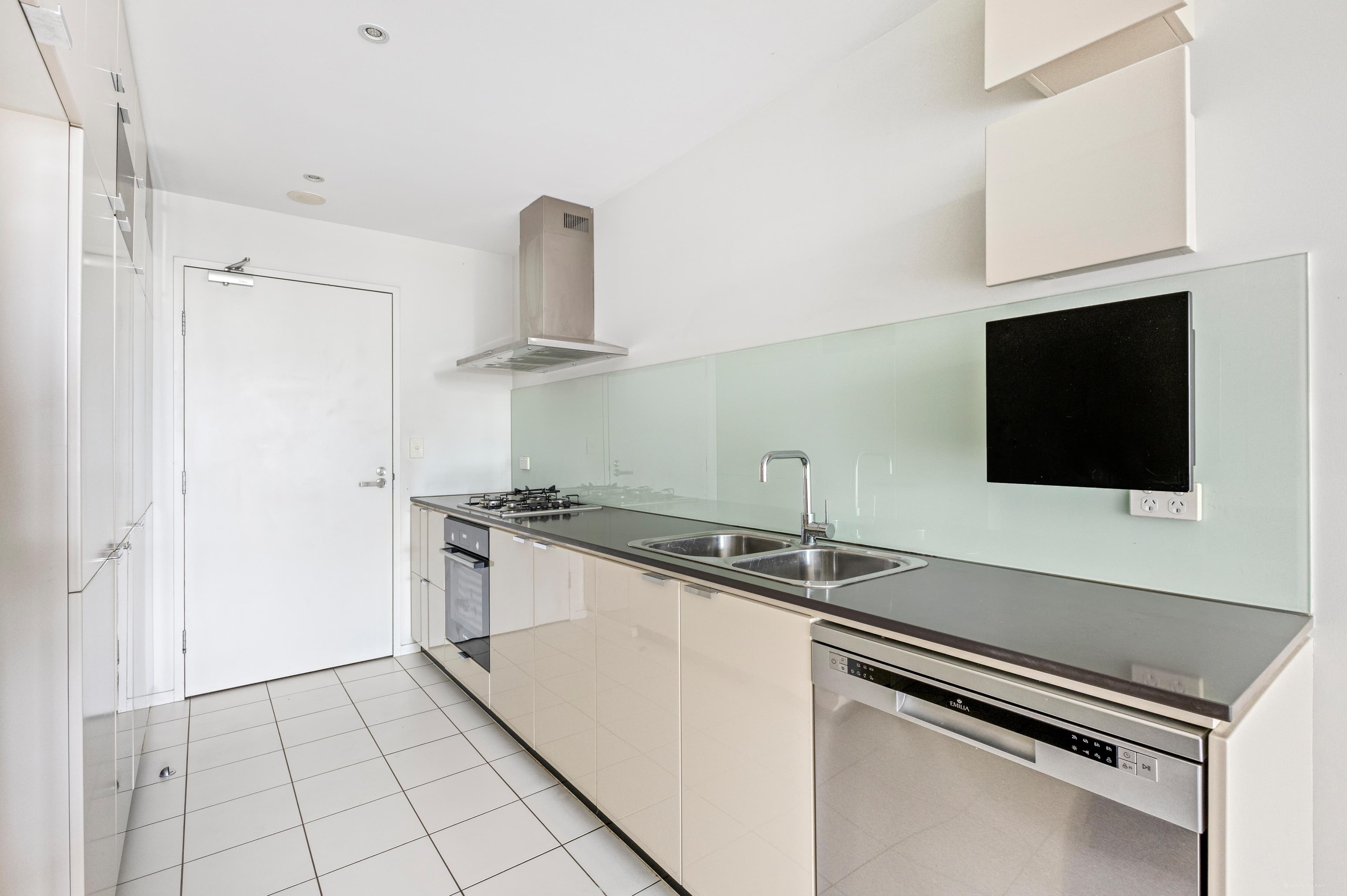 221/15-21 Harrow StreetBox Hill, vic 3128, Box Hill - Thumbnail 2