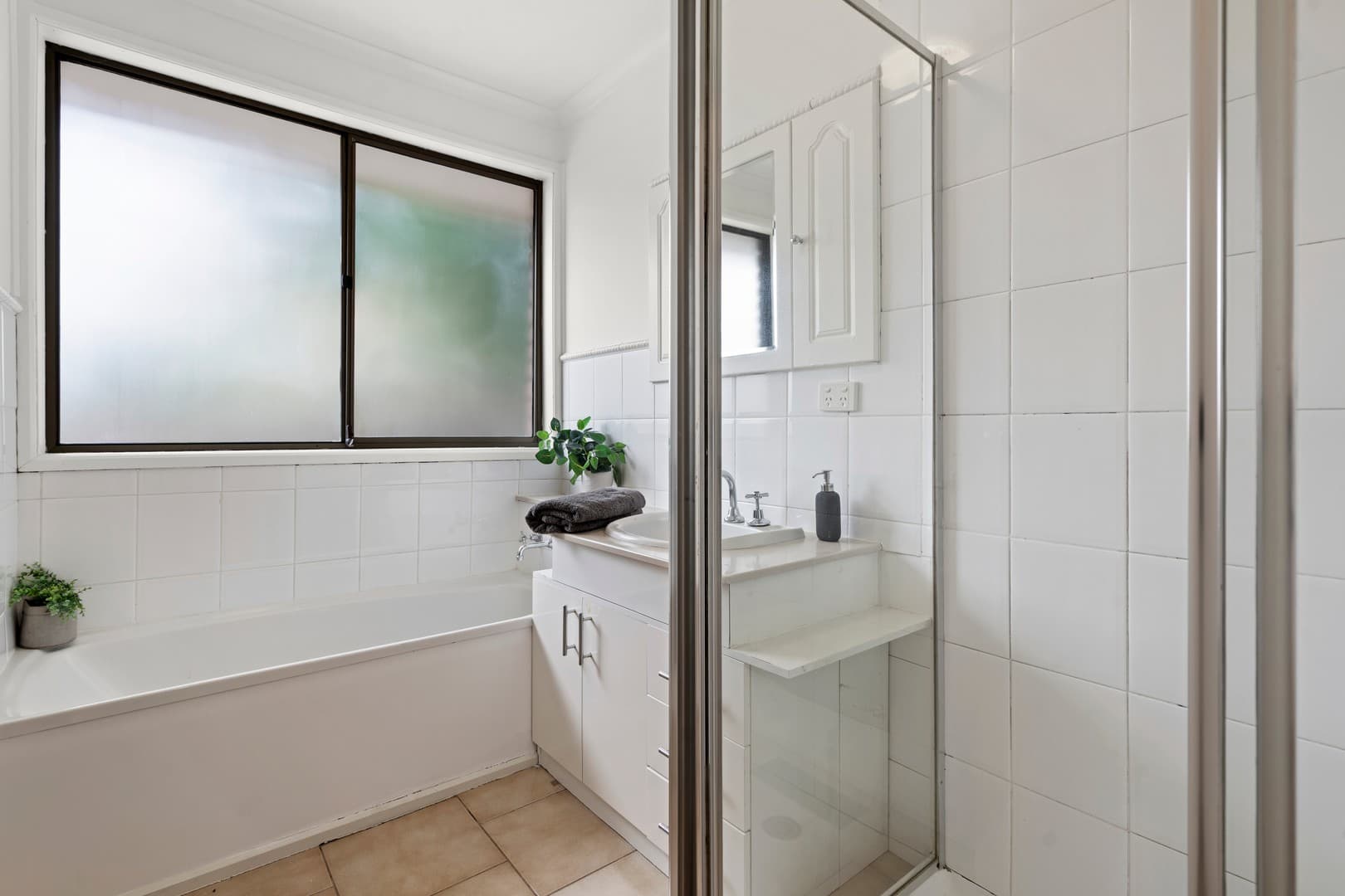 12 Woburn Close, Kealba, VIC 3021, Kealba - Thumbnail 8