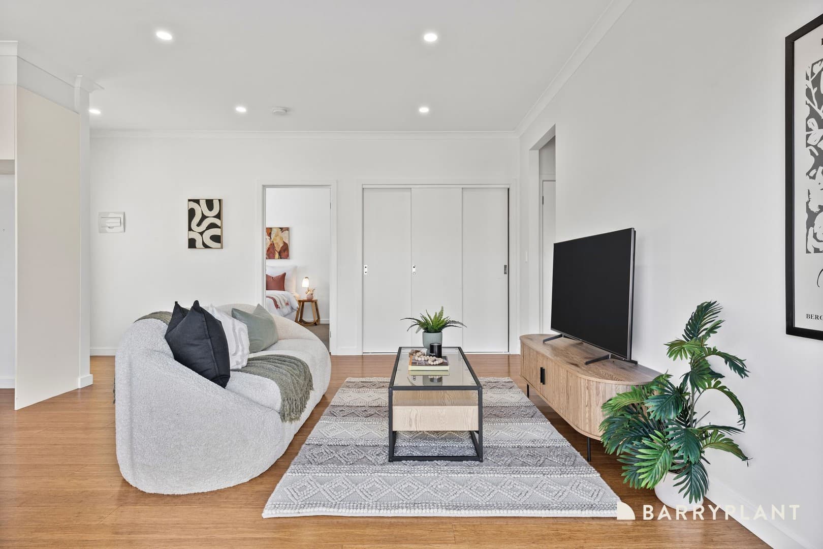 2/49 Hampshire Road, Sunshine, VIC 3020, Sunshine - Thumbnail 4