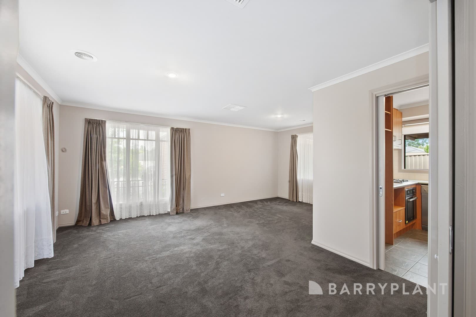 6 Belmar Crescent, Canadian, VIC 3350, Canadian - Thumbnail 2