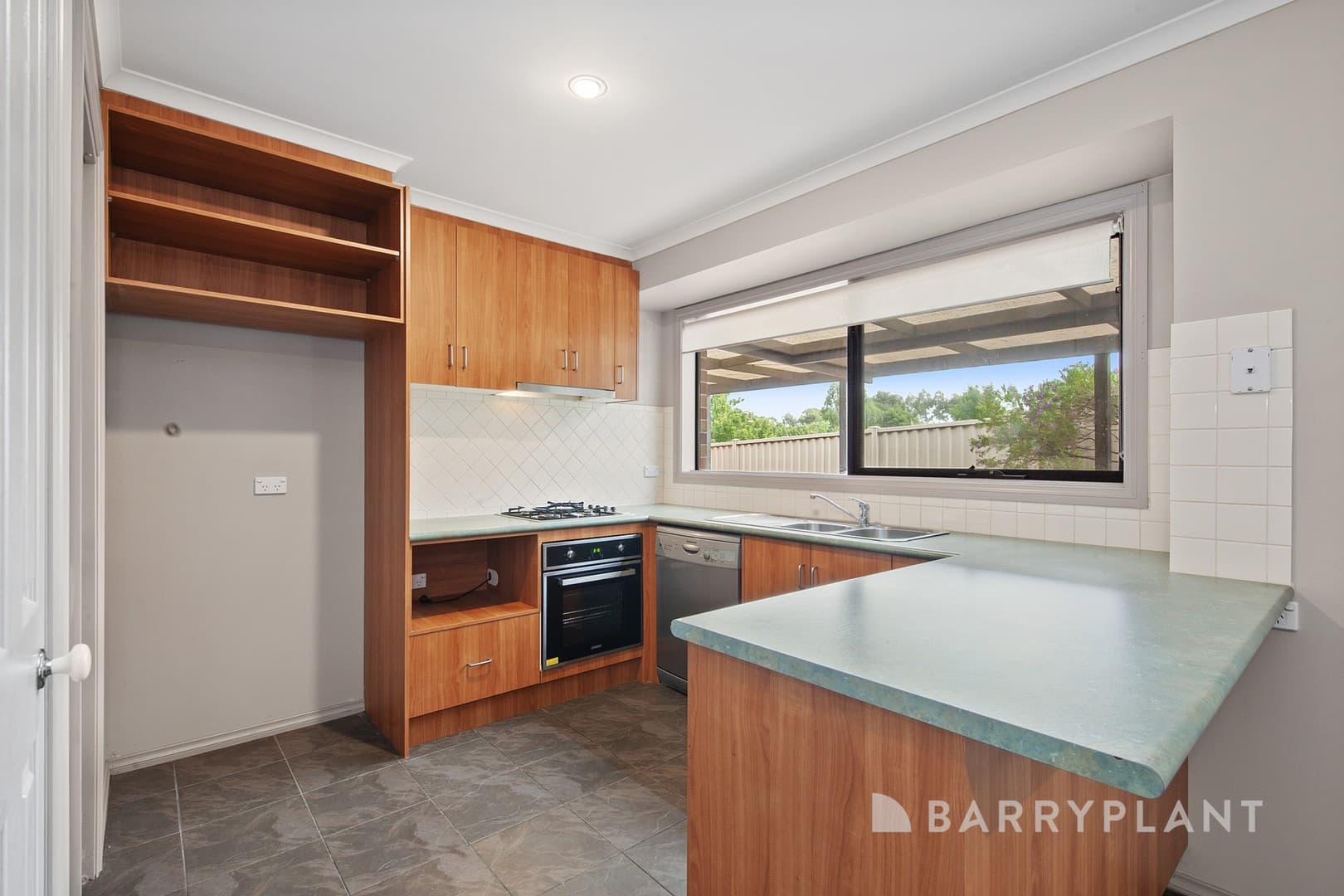 6 Belmar Crescent, Canadian, VIC 3350, Canadian - Thumbnail 3