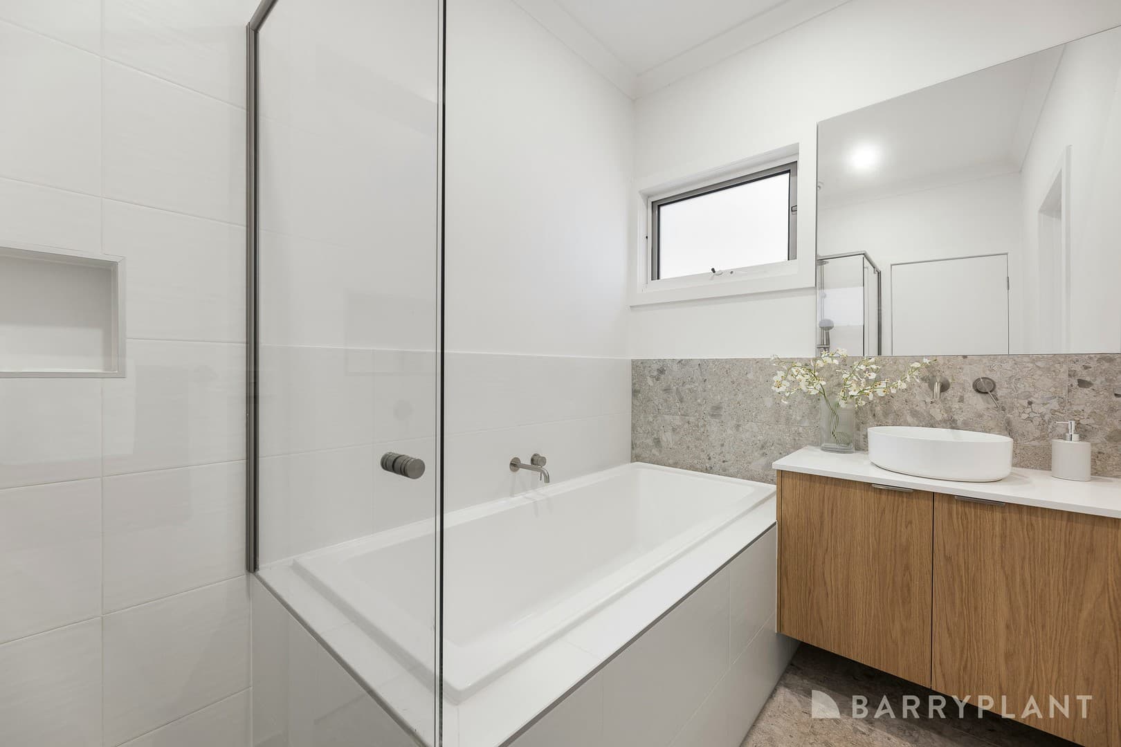 3/4 Benton Road, Healesville, VIC 3777, Healesville - Thumbnail 7