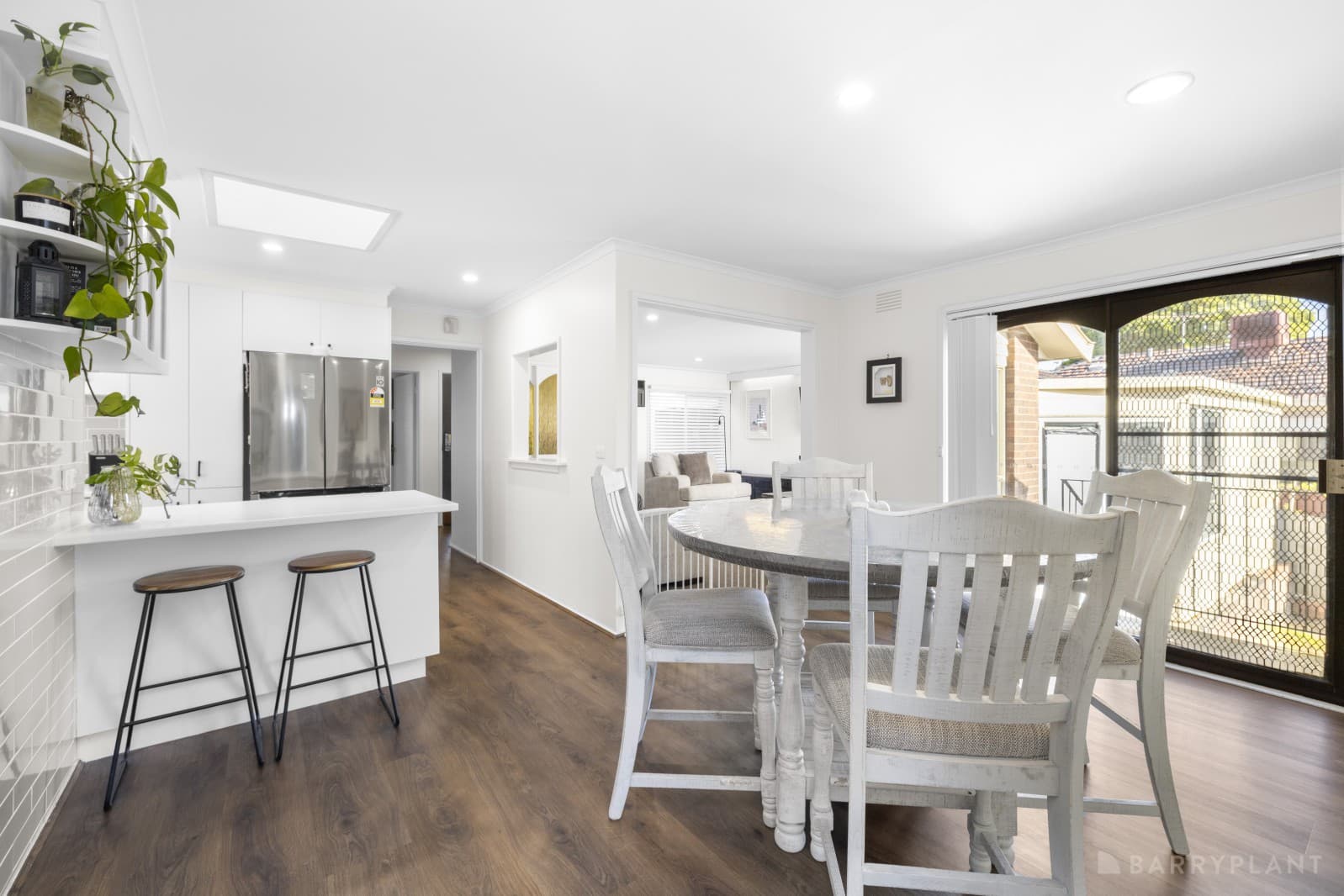 2 Harvey Place, Endeavour Hills, VIC 3802, Endeavour Hills - Thumbnail 4