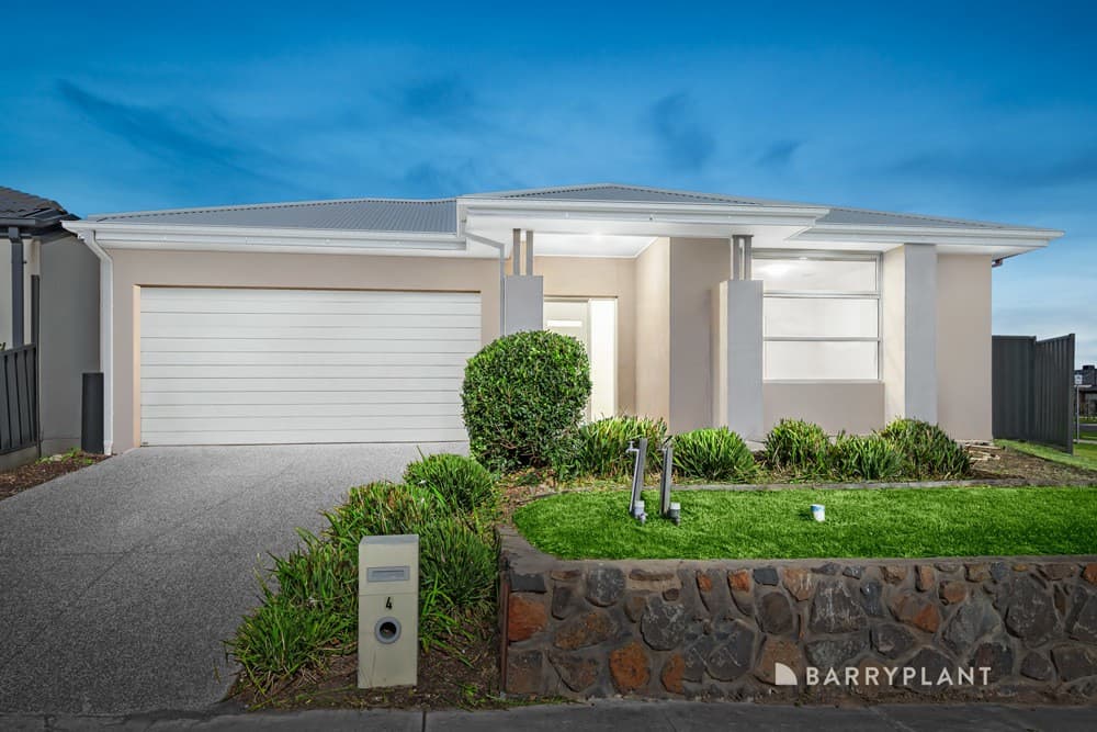 4 Roscoe Avenue, Kalkallo, VIC 3064, Kalkallo - Image 1