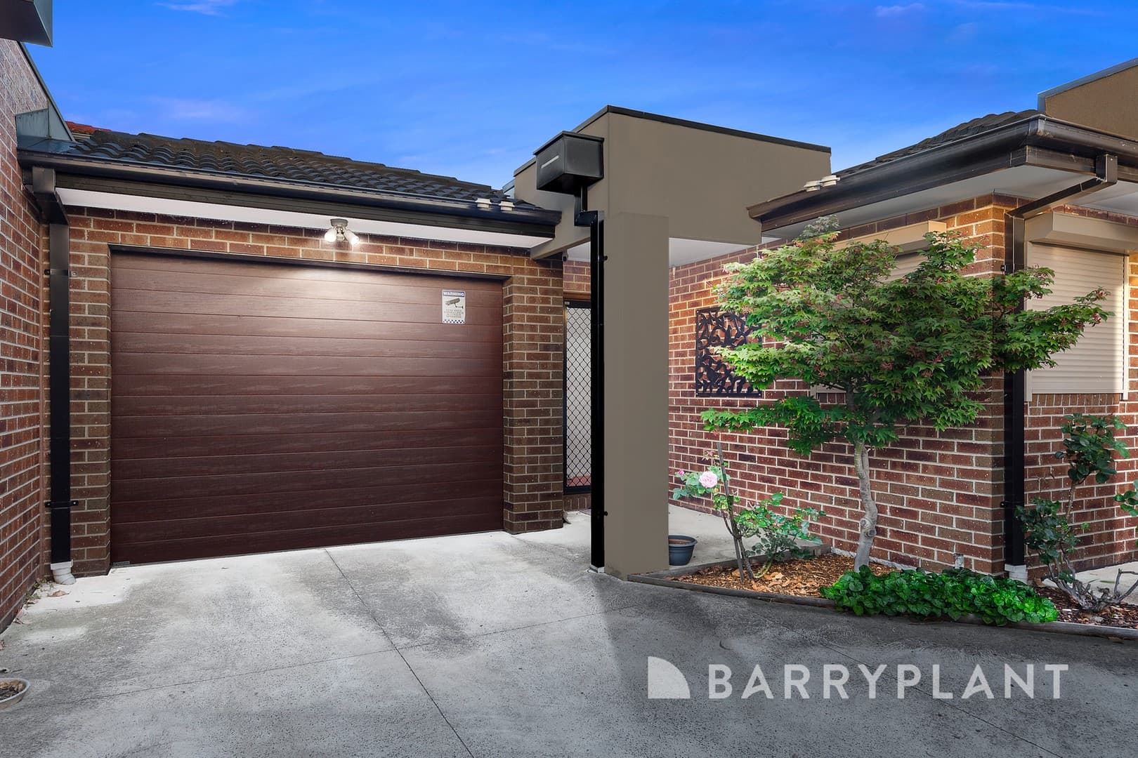2/80 Errington Road, St Albans, VIC 3021, St Albans - Image 1