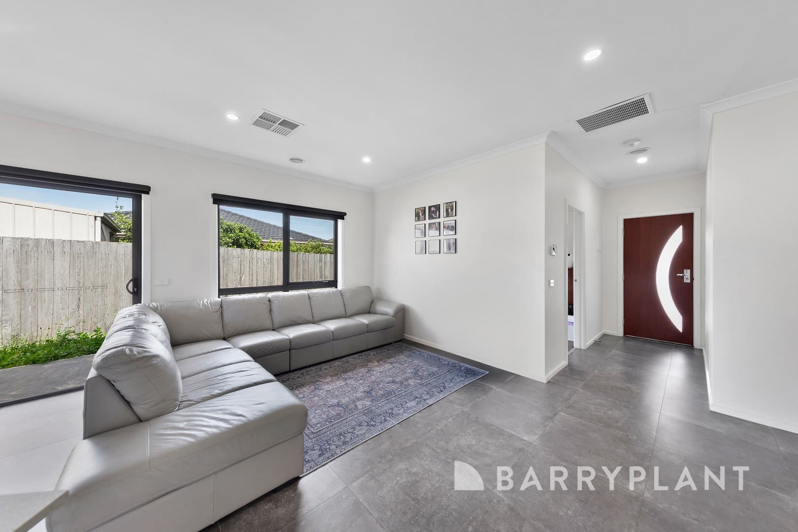 2/4 Mavis Crescent, Kings Park, VIC 3021, Kings Park - Thumbnail 2
