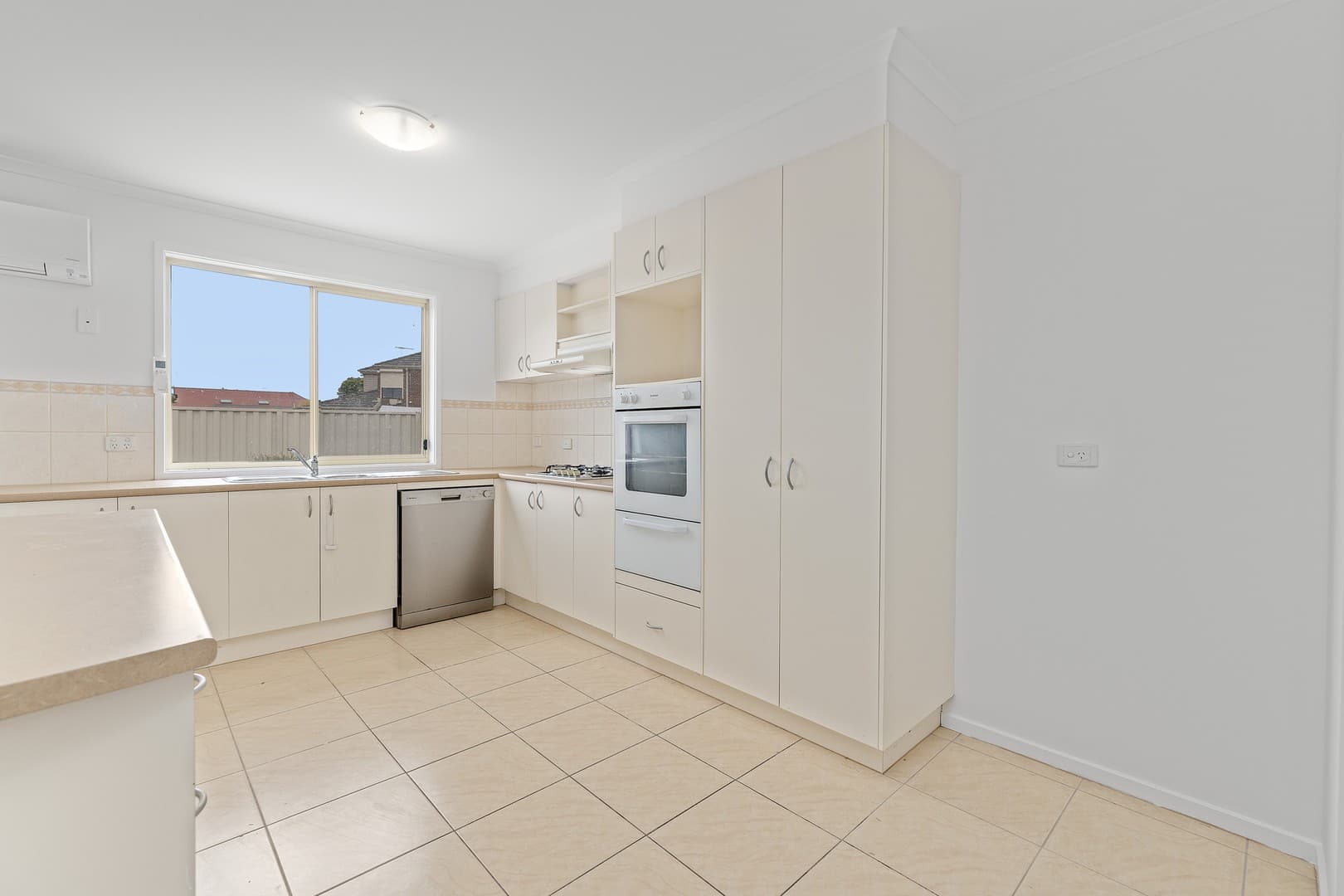 26 Lennon Boulevard, Point Cook, VIC 3030, Point Cook - Thumbnail 7