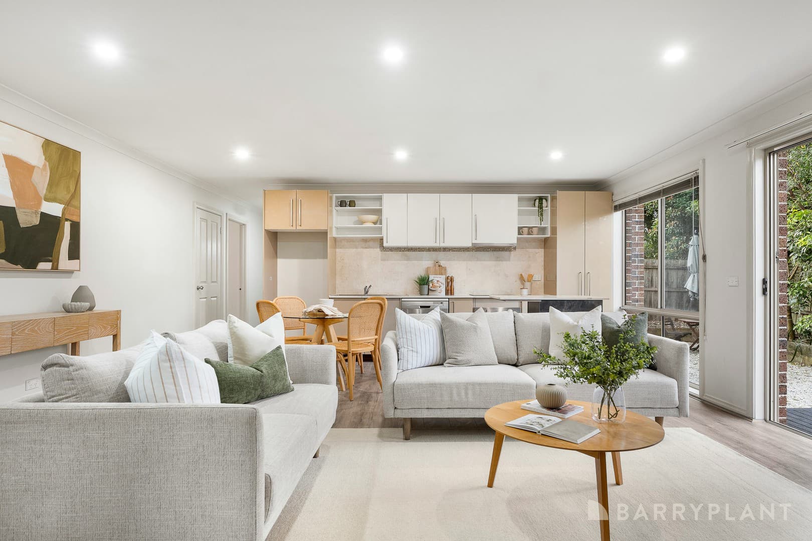 2/11 Barclay Avenue, Croydon, VIC 3136, Croydon - Thumbnail 2