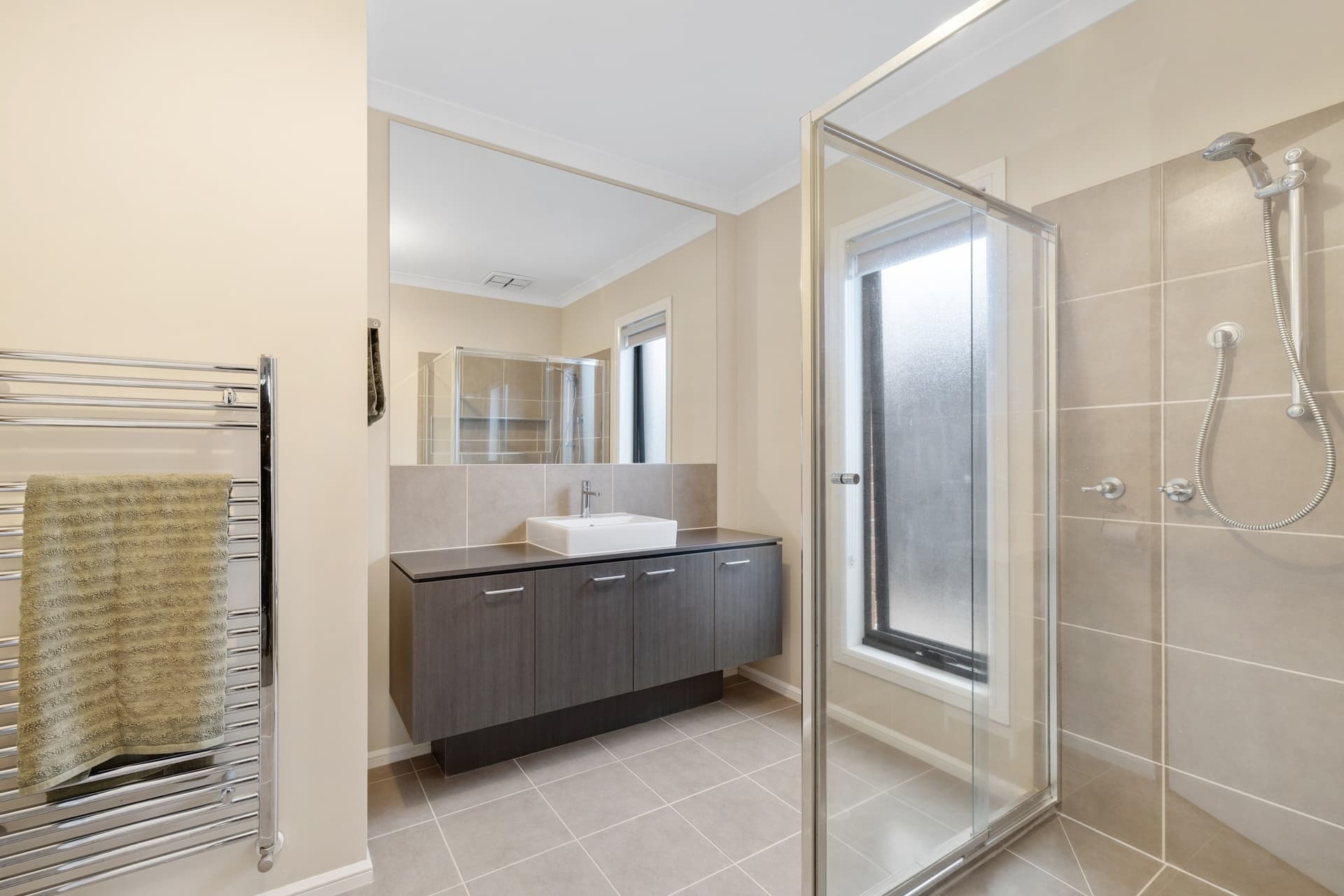 11 Bevan CourtPoint Cook, vic 3030, Point Cook - Thumbnail 6
