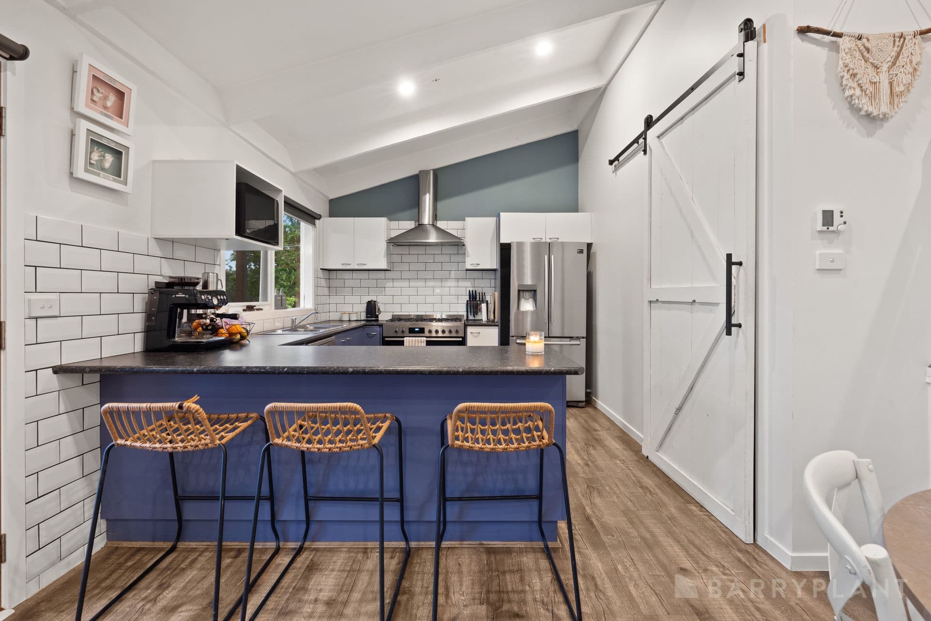 26 Kitchener ParadeCockatoo, vic 3781, Cockatoo - Thumbnail 2