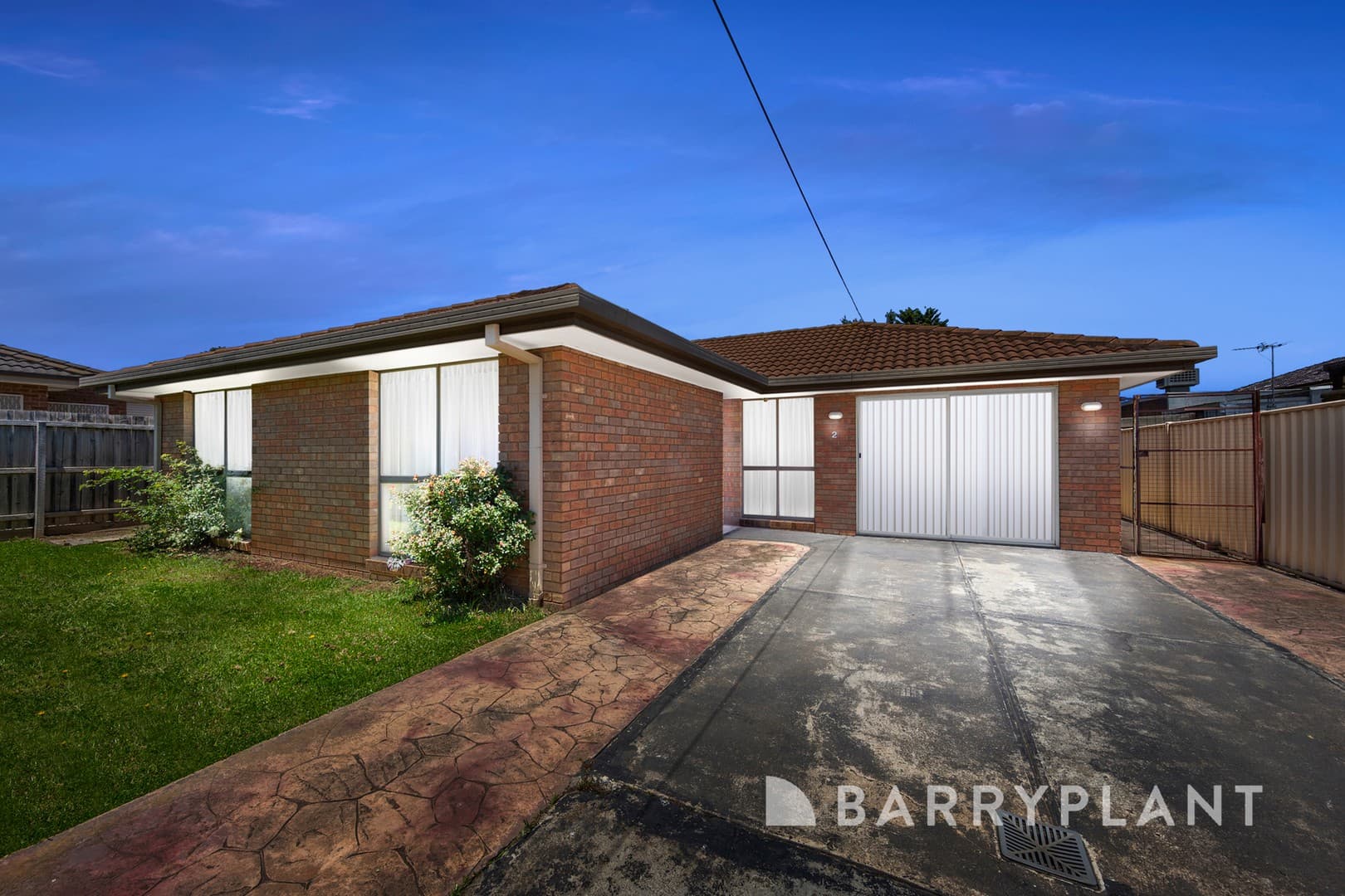 2/121 Fox Street, St Albans, VIC 3021, St Albans - Image 1