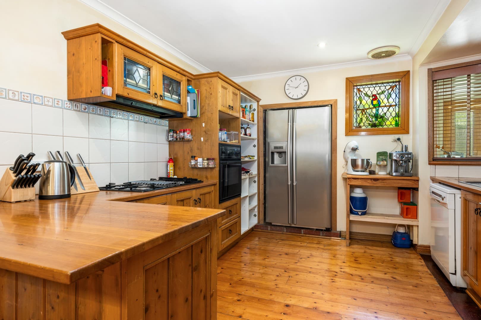 28 Myrtle Grove, North Shore, VIC 3214, North Shore - Thumbnail 2