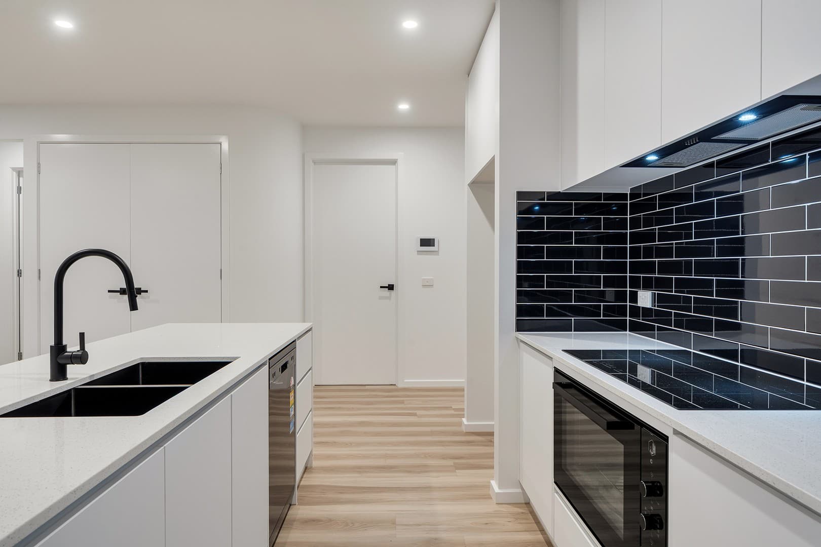 47 Bonnyview Road, Craigieburn, VIC 3064, Craigieburn - Thumbnail 4
