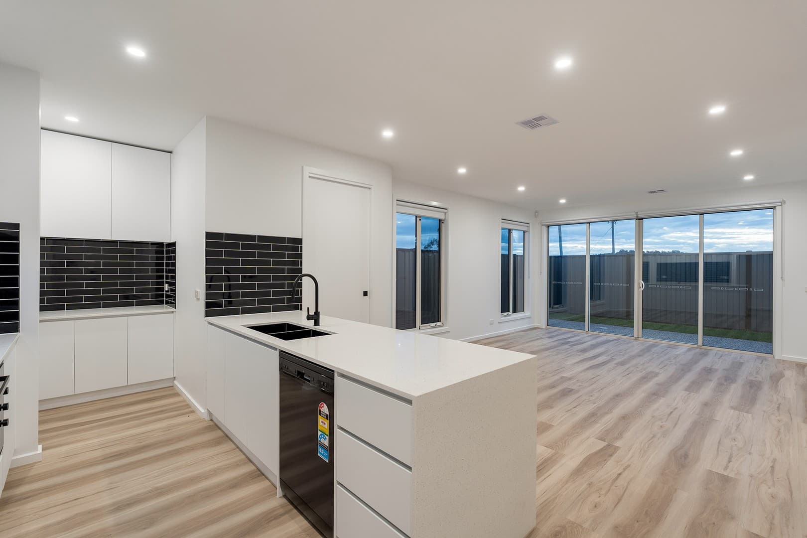 47 Bonnyview Road, Craigieburn, VIC 3064, Craigieburn - Thumbnail 8