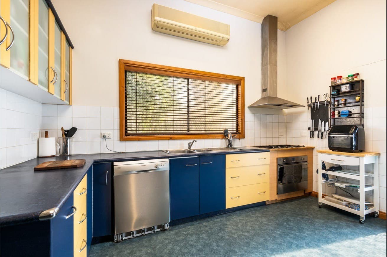 76 Breakwater Road, Breakwater, VIC 3219, Breakwater - Thumbnail 5