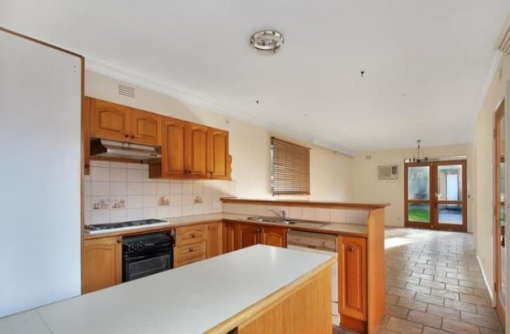 17 Arthur Street, Wantirna South, VIC 3152, Wantirna South - Thumbnail 2