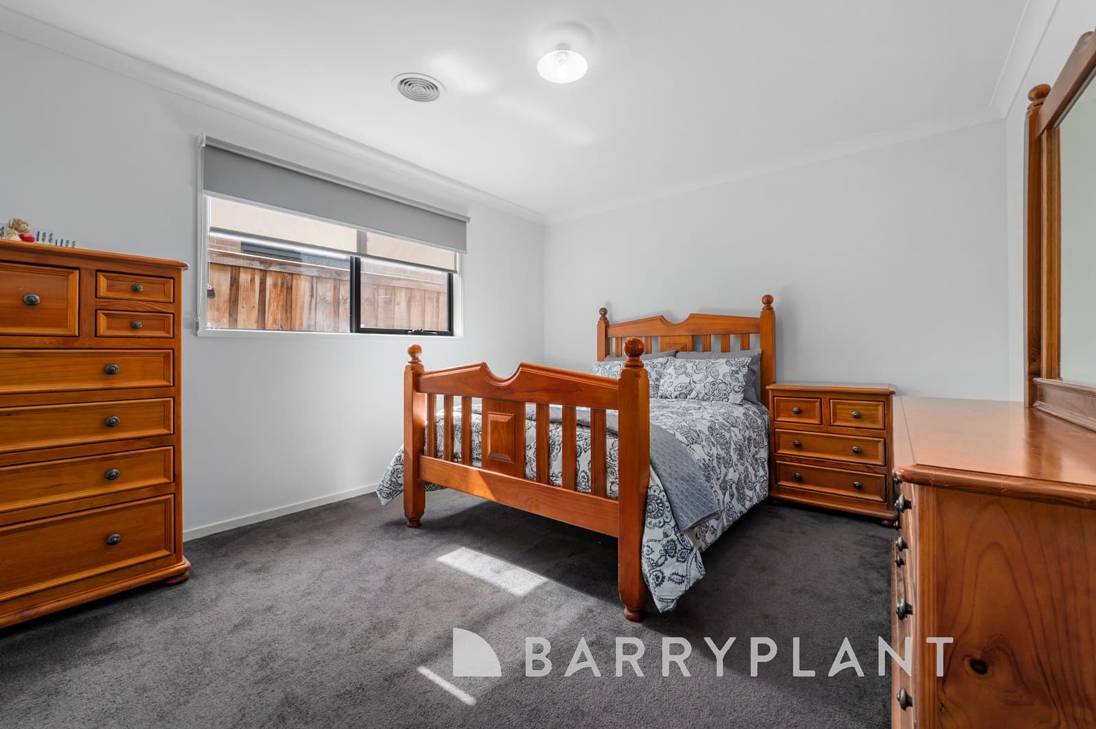 7 Hocston Way, Thornhill Park, VIC 3335, Thornhill Park - Thumbnail 5