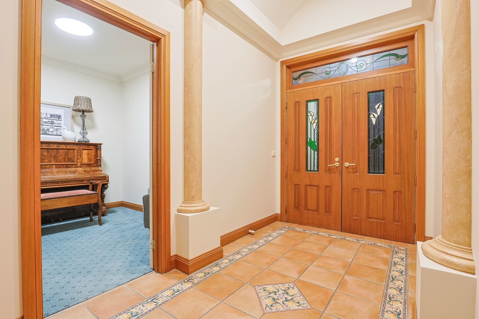 6 Regency Parade, Mildura, VIC 3500, Mildura - Thumbnail 2