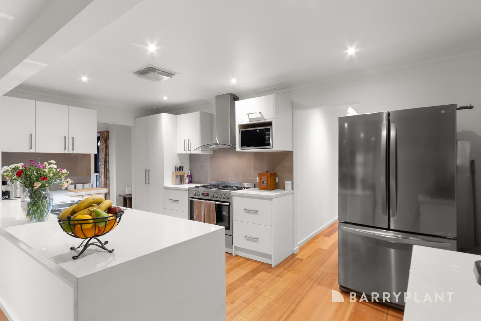 1 Karabil Close, Scoresby, VIC 3179, Scoresby - Thumbnail 3