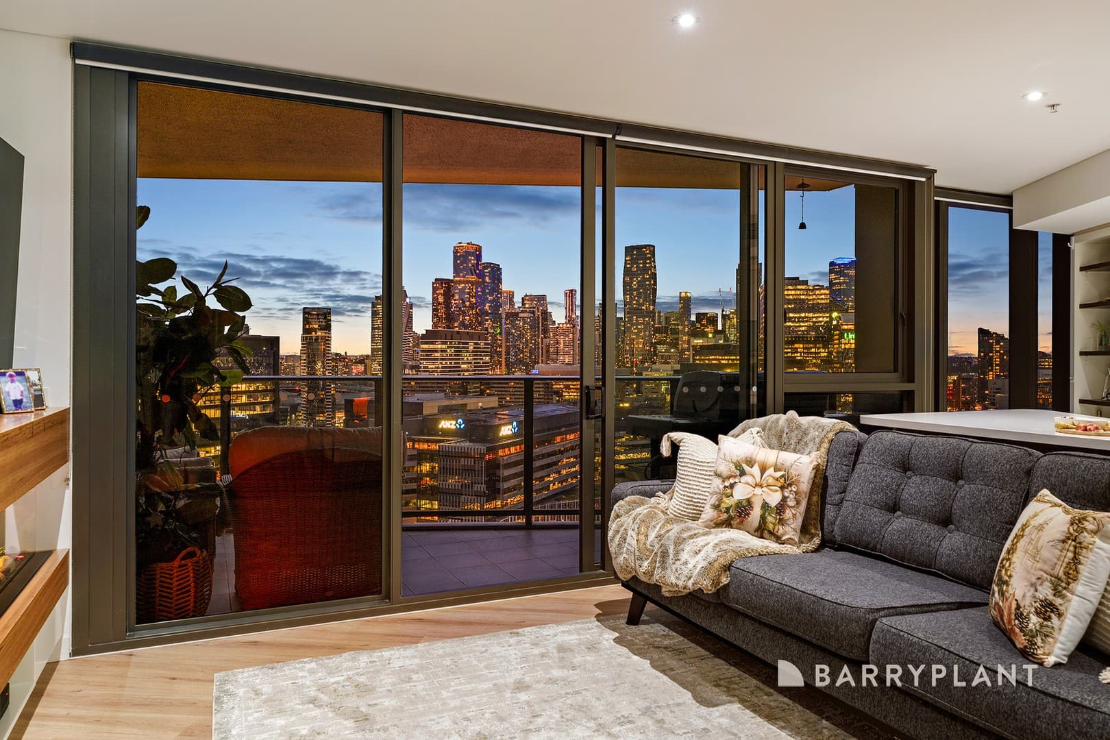 2801/100 Lorimer Street, Docklands, VIC 3008, Docklands - Thumbnail 4
