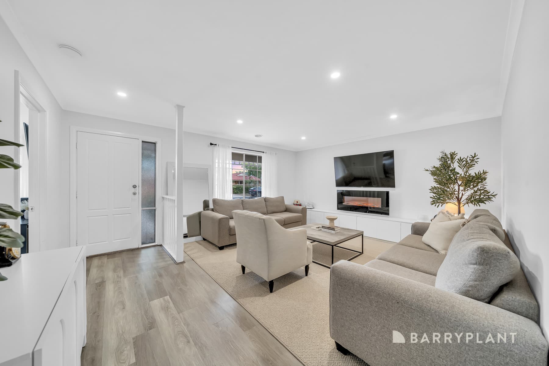 55 Lancaster DrivePoint Cook, vic 3030, Point Cook - Thumbnail 5