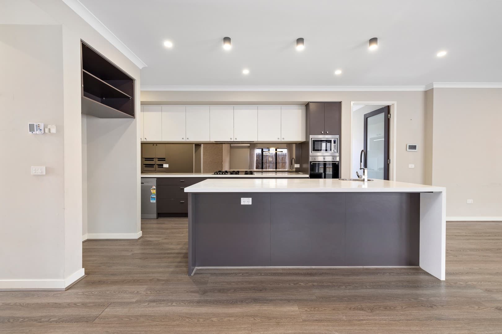 7 Brodrick Way, Truganina, VIC 3029, Truganina - Thumbnail 5