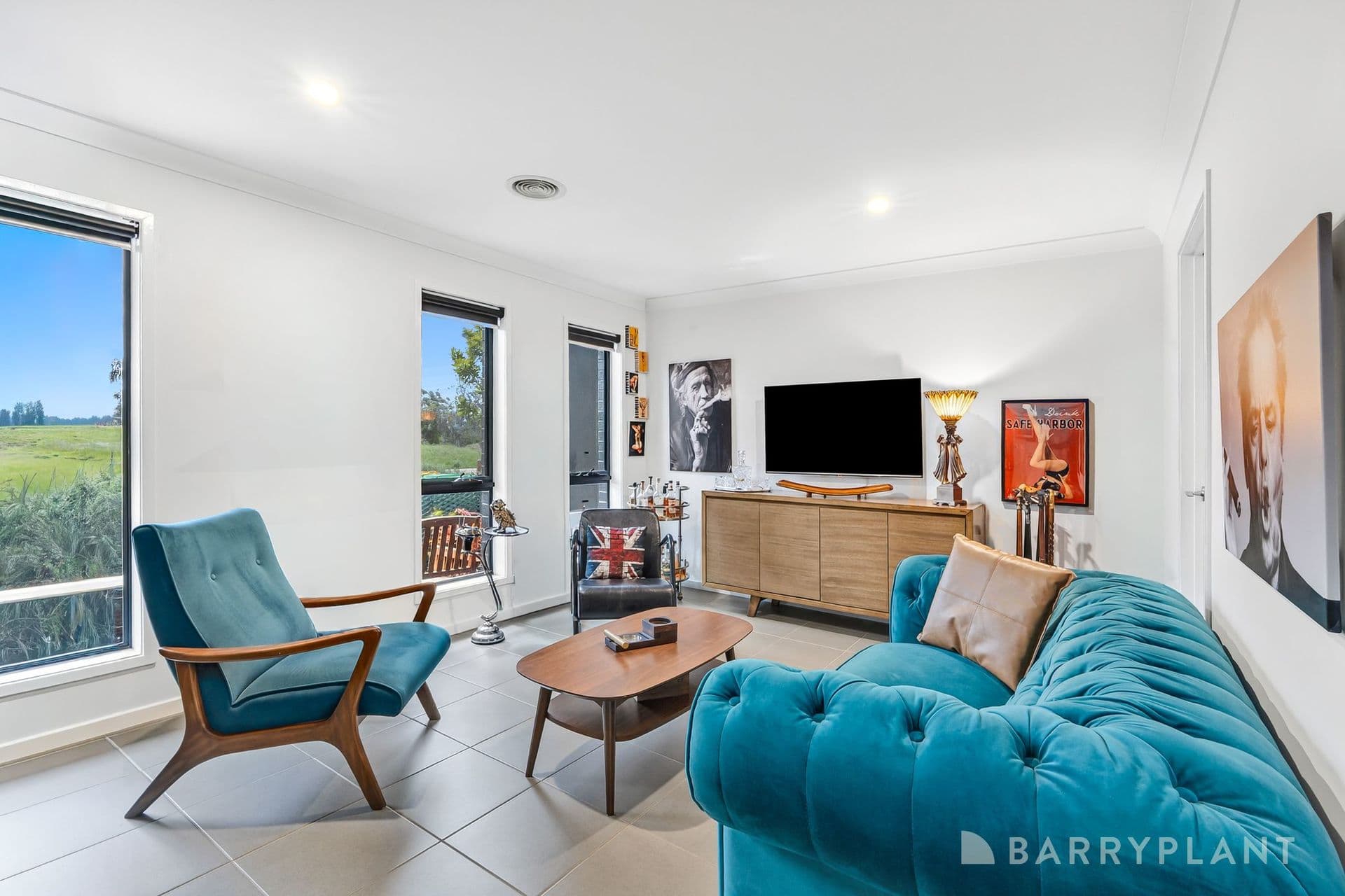 8 Fragrance Terrace, Wyndham Vale - Thumbnail 2