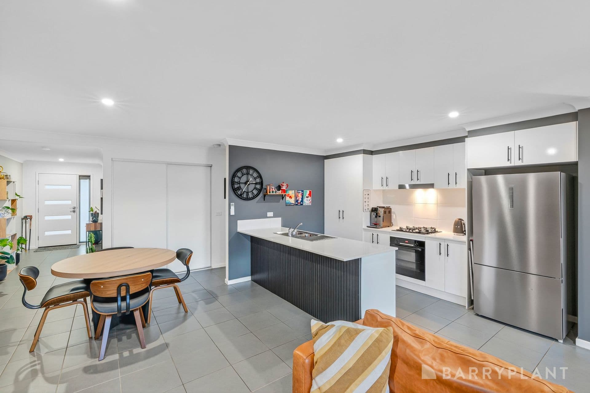 8 Fragrance Terrace, Wyndham Vale - Thumbnail 3