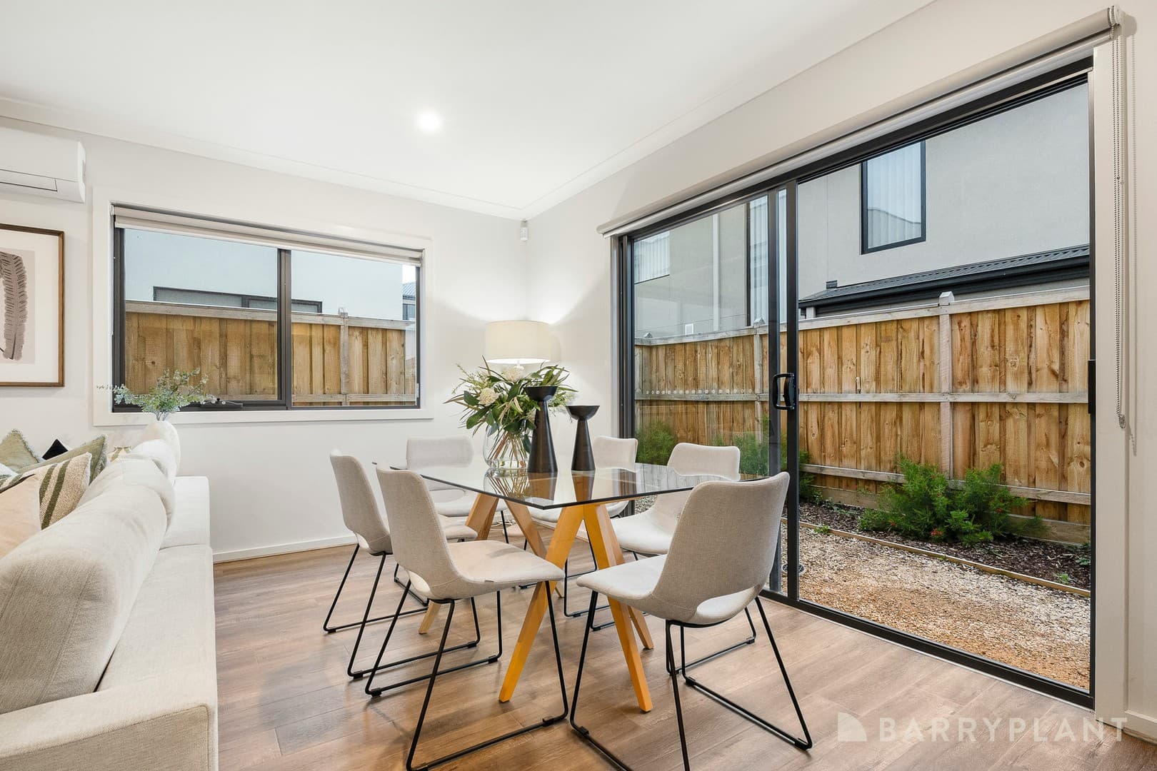 18 Greenfinch Drive, Clyde North, VIC 3978, Clyde North - Thumbnail 7