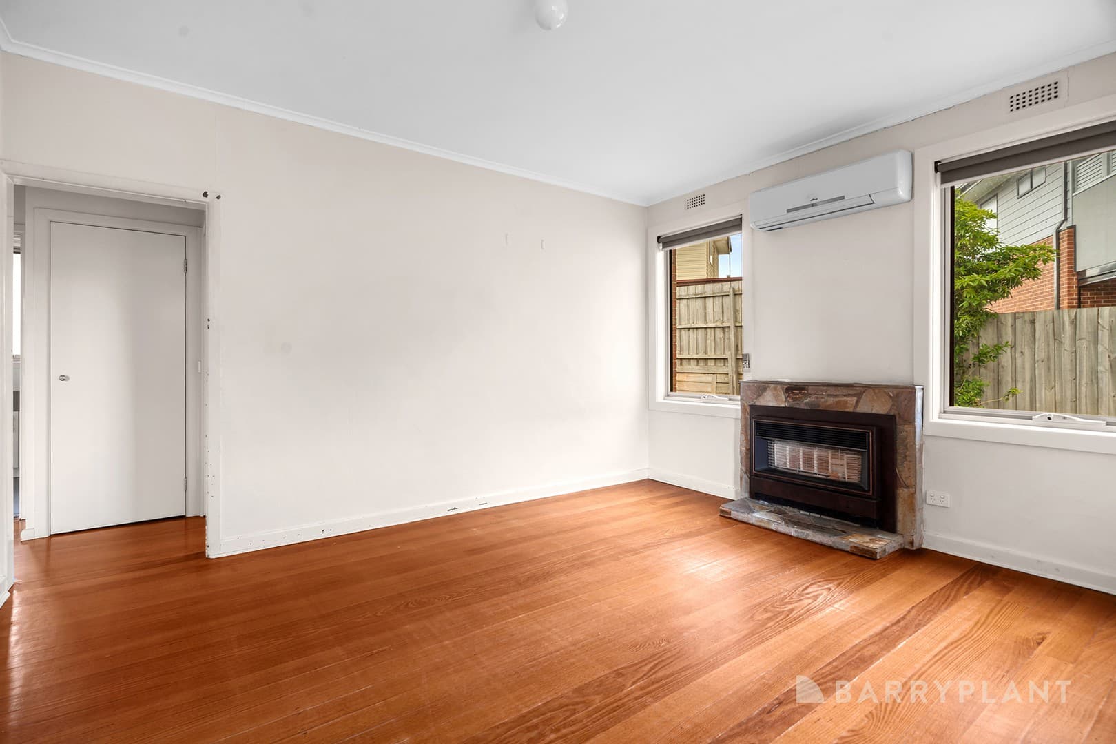 1/215 Spring Street, Reservoir, VIC 3073, Reservoir - Thumbnail 2