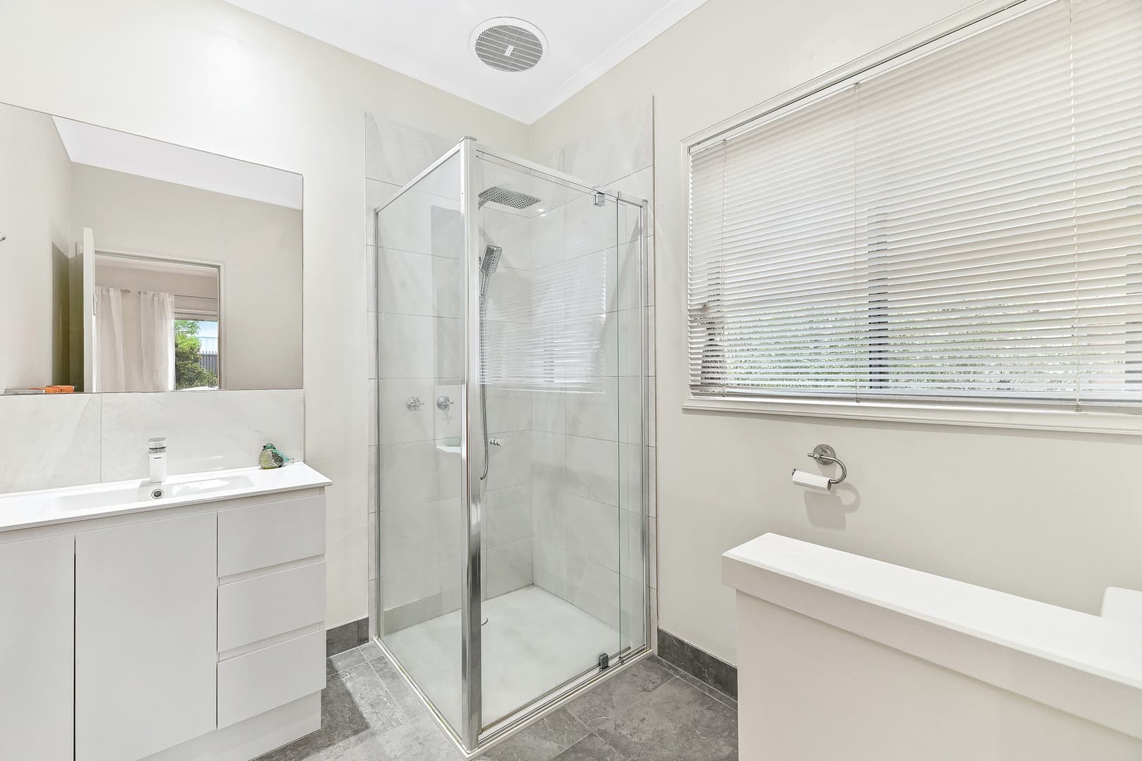 24 Flinders Chase, Pakenham, VIC 3810, Pakenham - Thumbnail 8