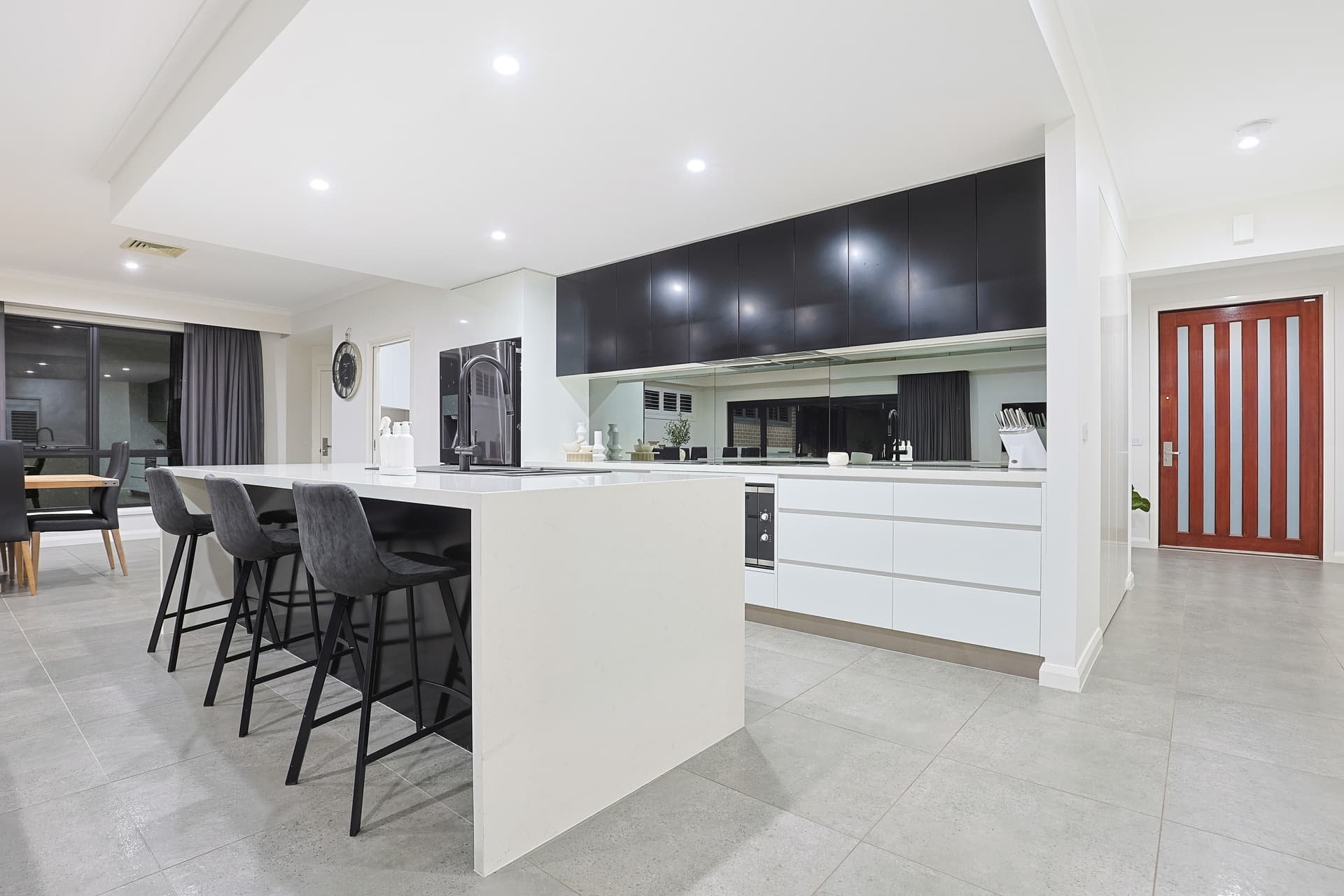 6 Kaitlyn CourtMildura, vic 3500, Mildura - Thumbnail 2