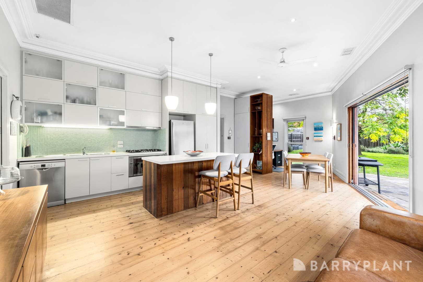 11 Larnoo Avenue, Brunswick West, VIC 3055, Brunswick West - Thumbnail 3