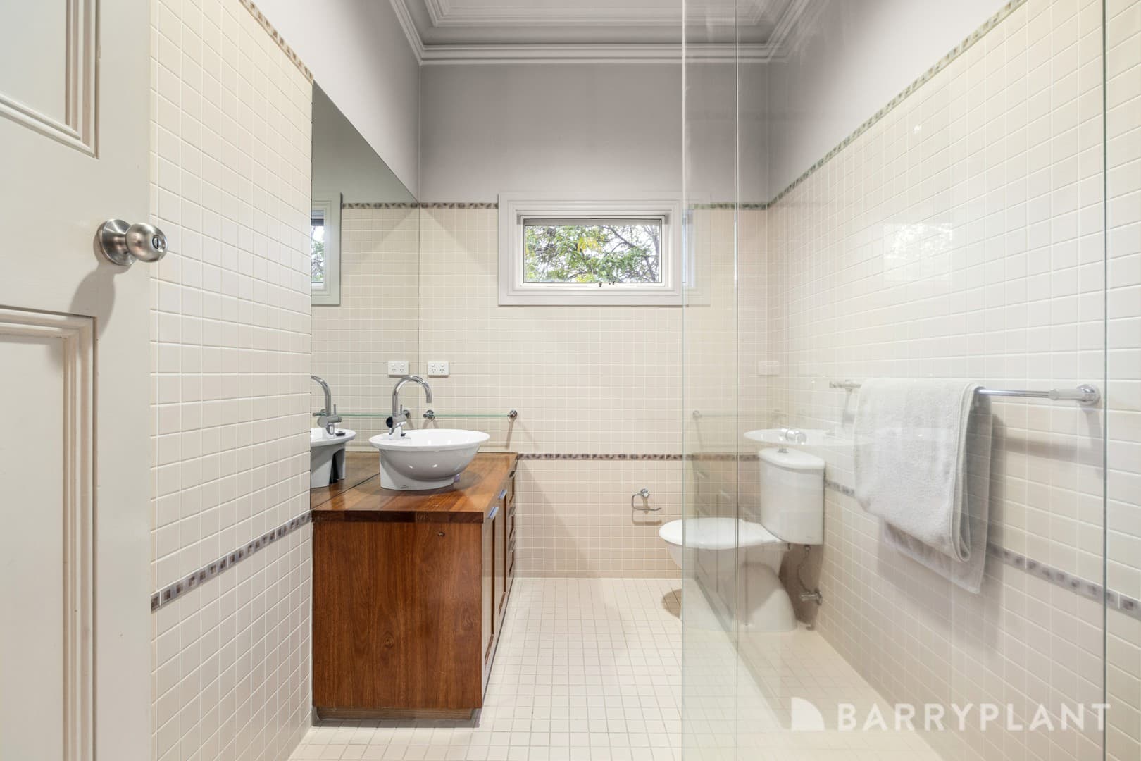 11 Larnoo Avenue, Brunswick West, VIC 3055, Brunswick West - Thumbnail 4