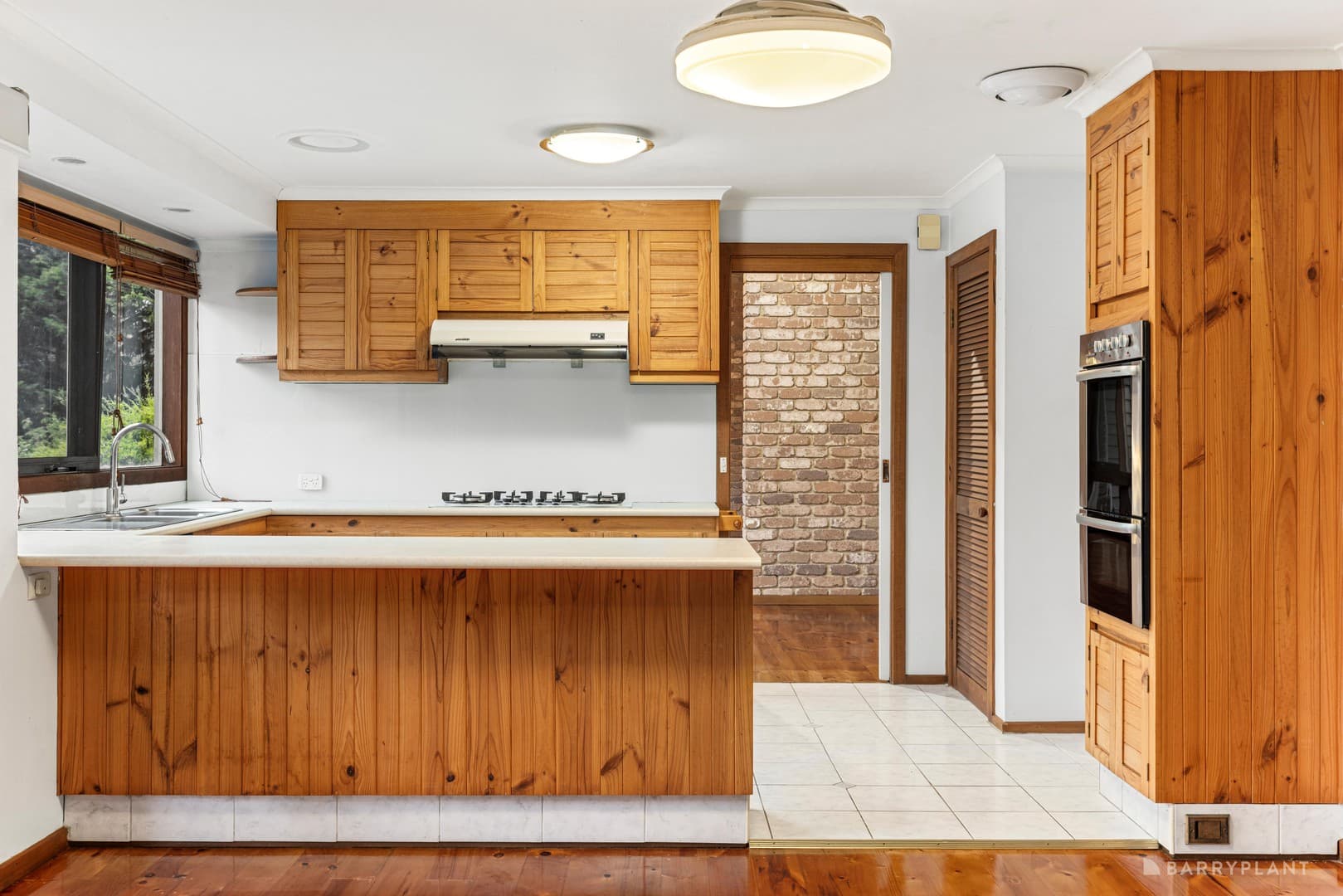 39 Long Valley Way, Doncaster East - Thumbnail 4