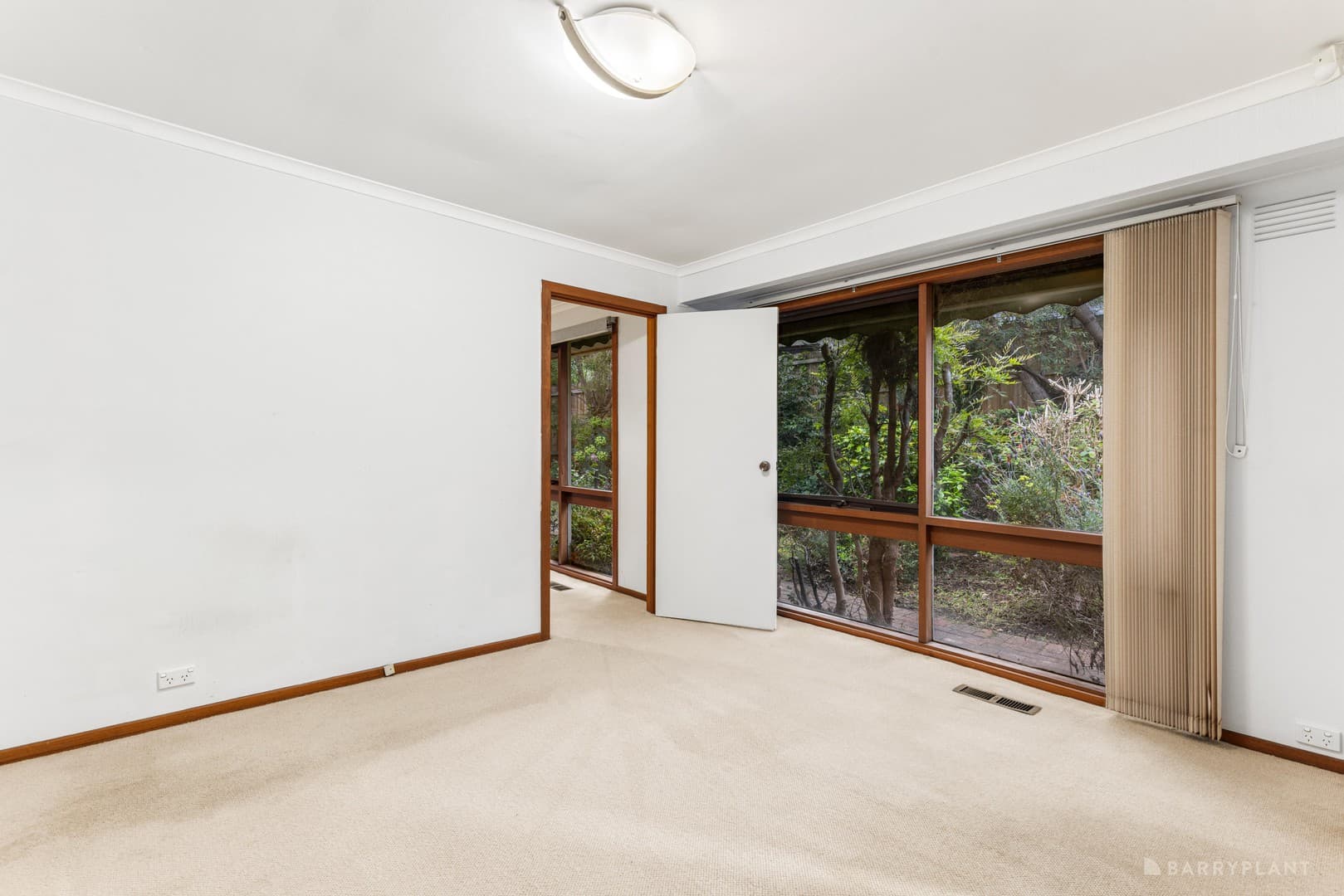 39 Long Valley Way, Doncaster East - Thumbnail 6