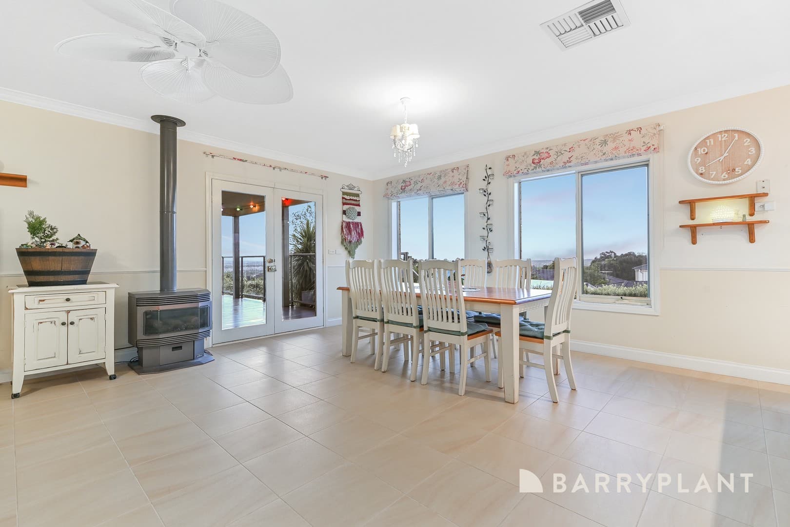 23 Lincoln Avenue, Berwick, VIC 3806, Berwick - Thumbnail 8