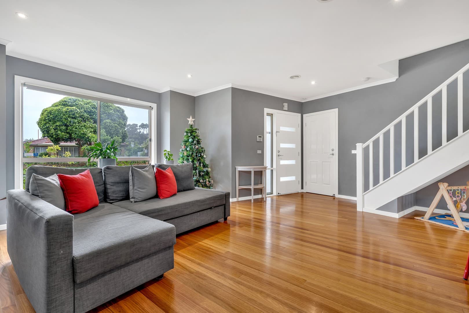 2 Pickett Street, Reservoir, VIC 3073, Reservoir - Thumbnail 2