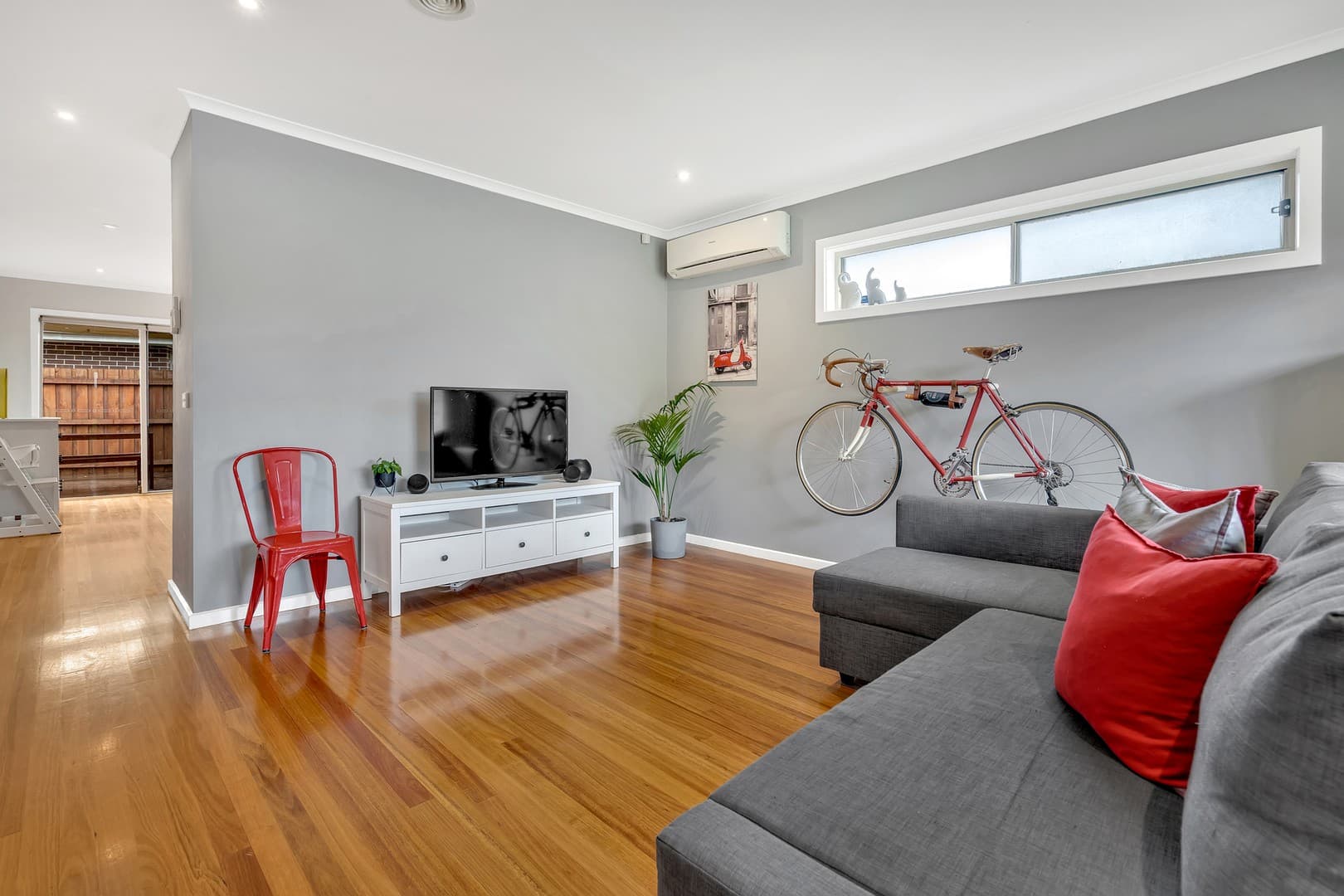 2 Pickett Street, Reservoir, VIC 3073, Reservoir - Thumbnail 3
