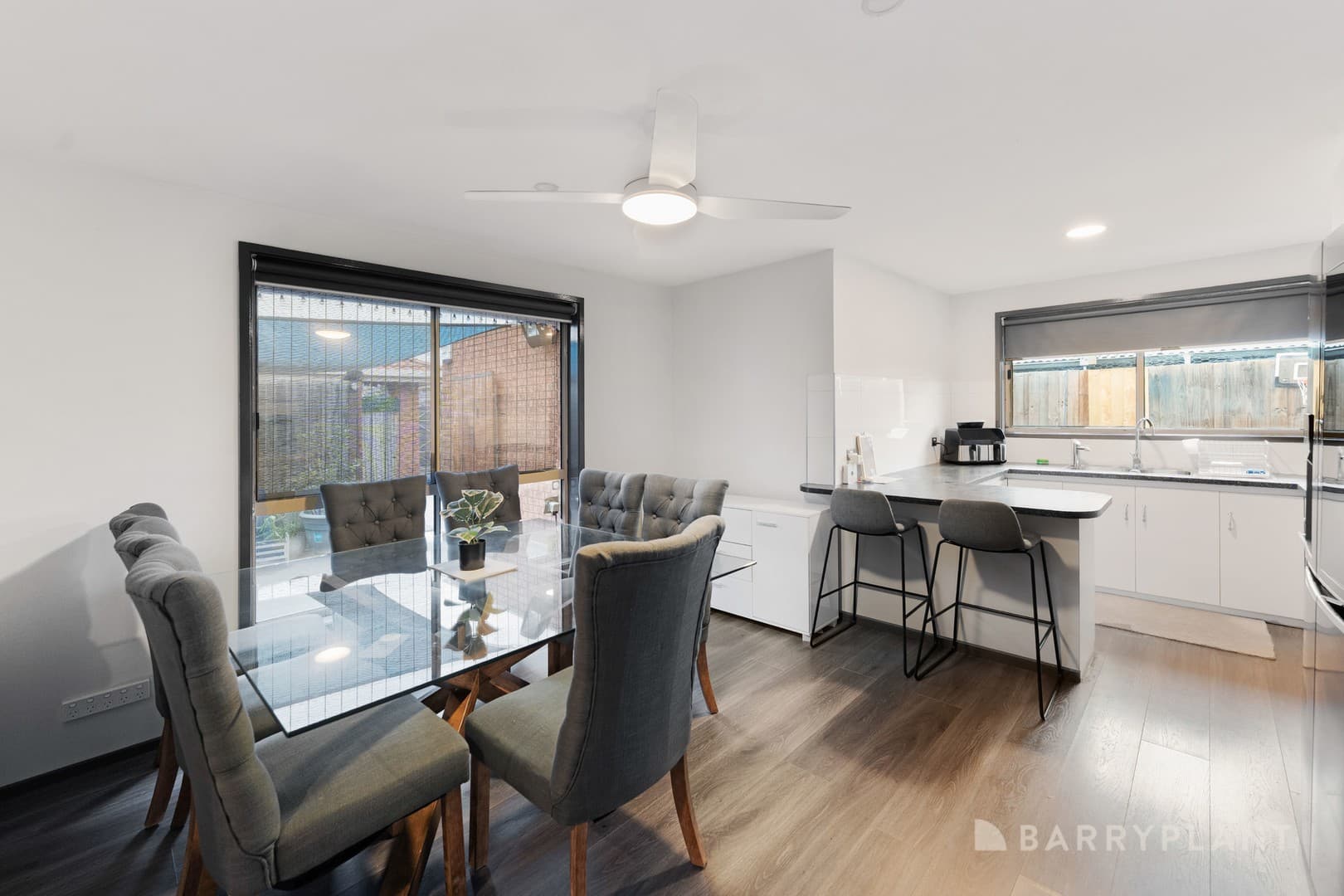 2/13 Honey Grove, St Albans, VIC 3021, St Albans - Thumbnail 4