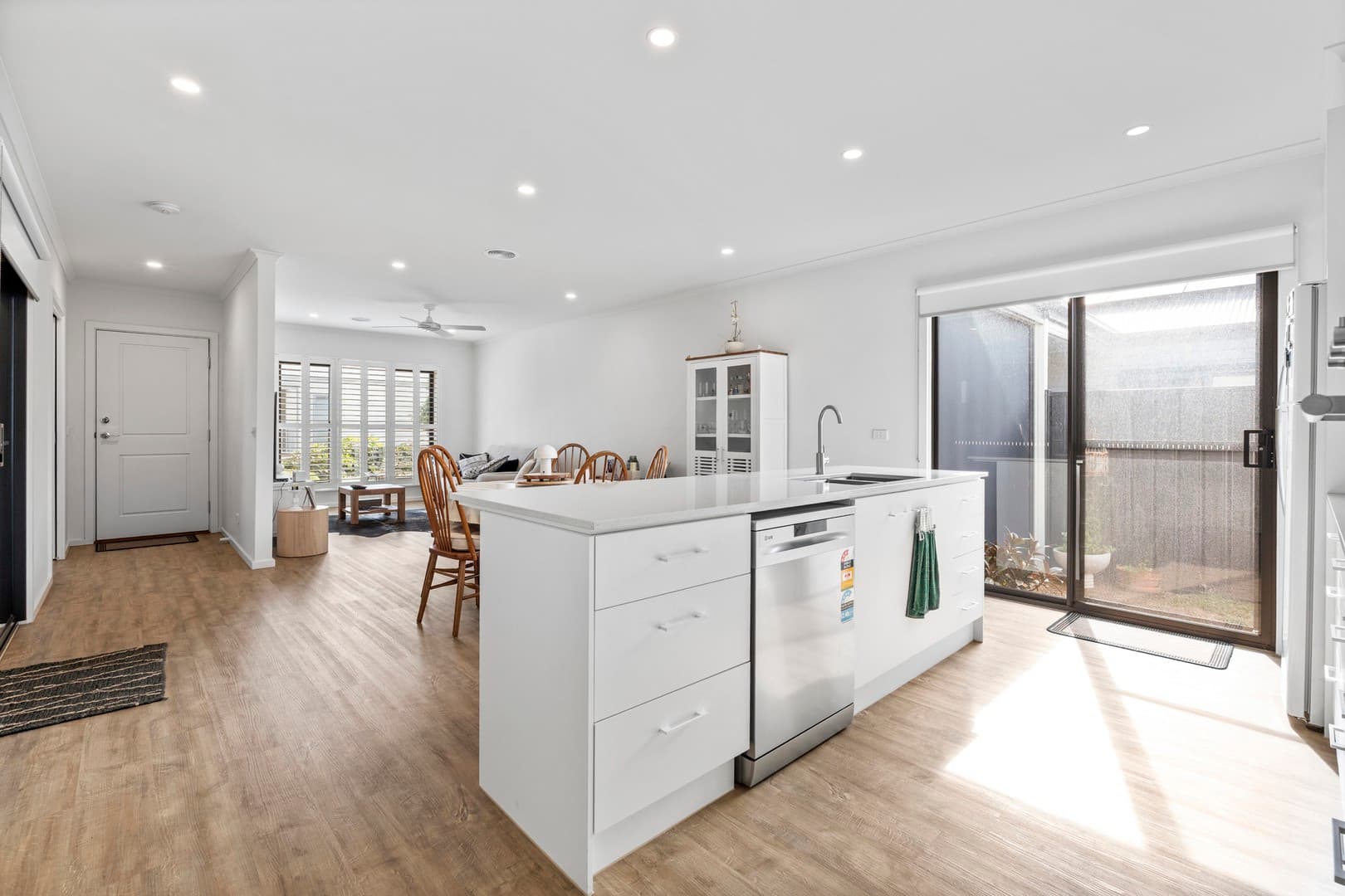 13 Lychee Street, Deanside, VIC 3336, Deanside - Thumbnail 3