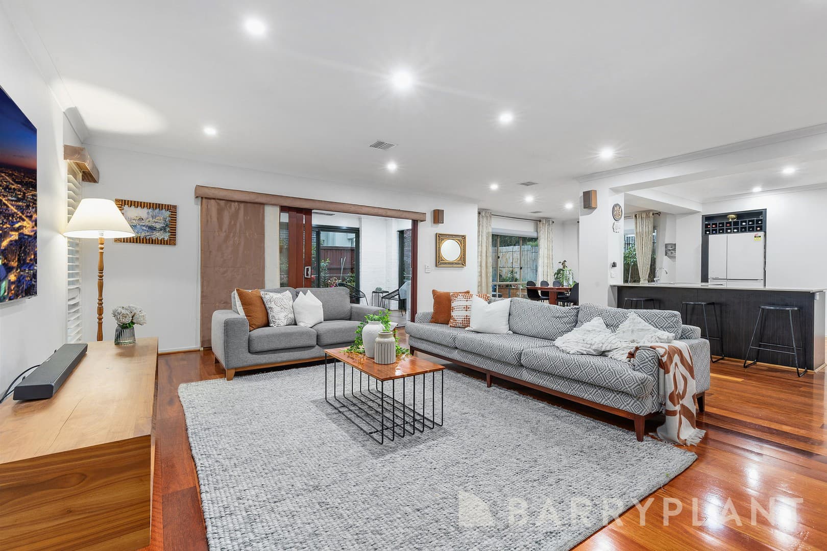 2 Clovemont Way, Bundoora, VIC 3083, Bundoora - Thumbnail 4