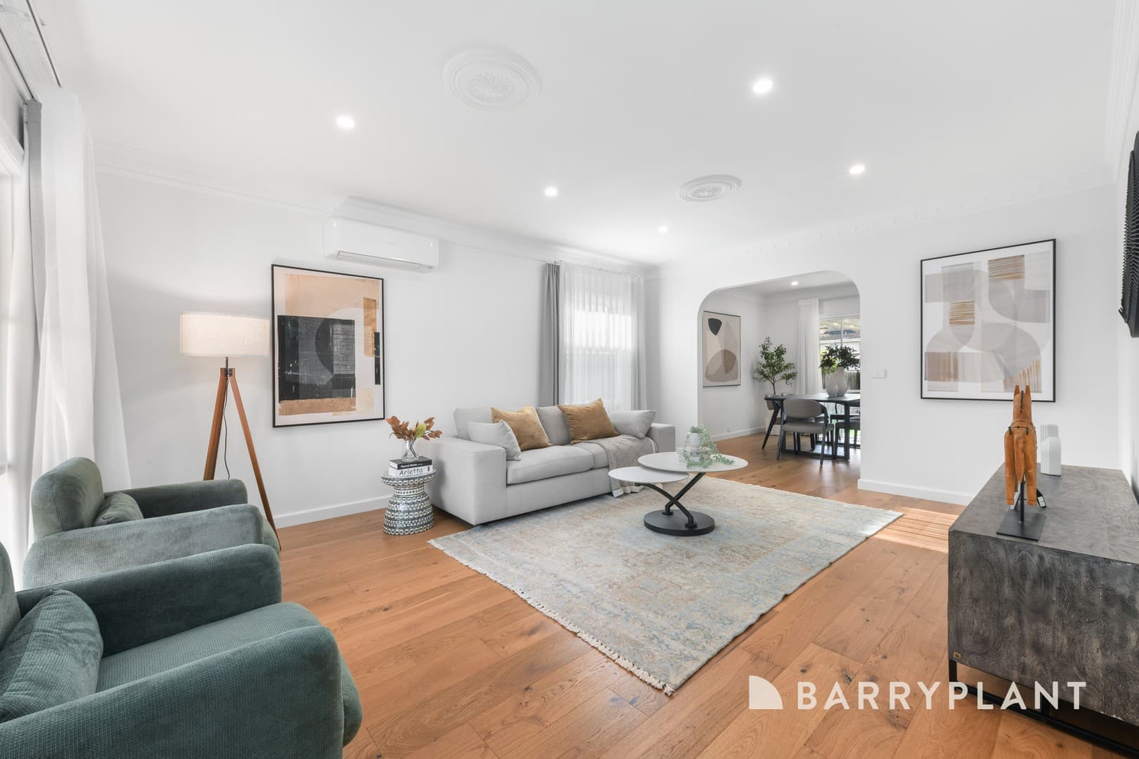 13 Damian Place, Wantirna South, VIC 3152, Wantirna South - Thumbnail 2