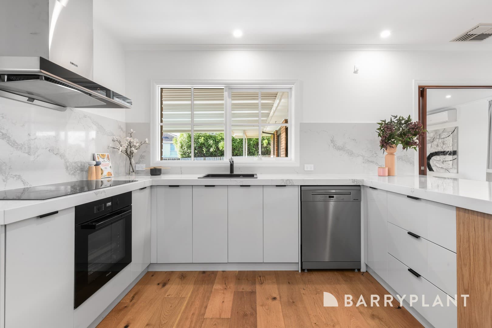 13 Damian Place, Wantirna South, VIC 3152, Wantirna South - Thumbnail 6