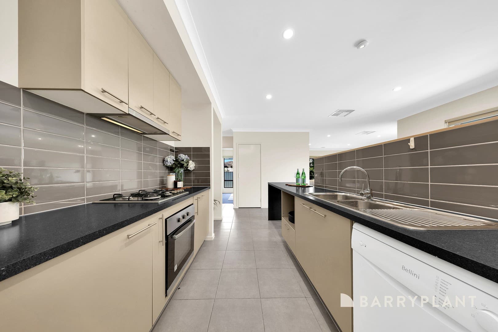 13 Jackaroo Street, Mernda, VIC 3754, Mernda - Thumbnail 3